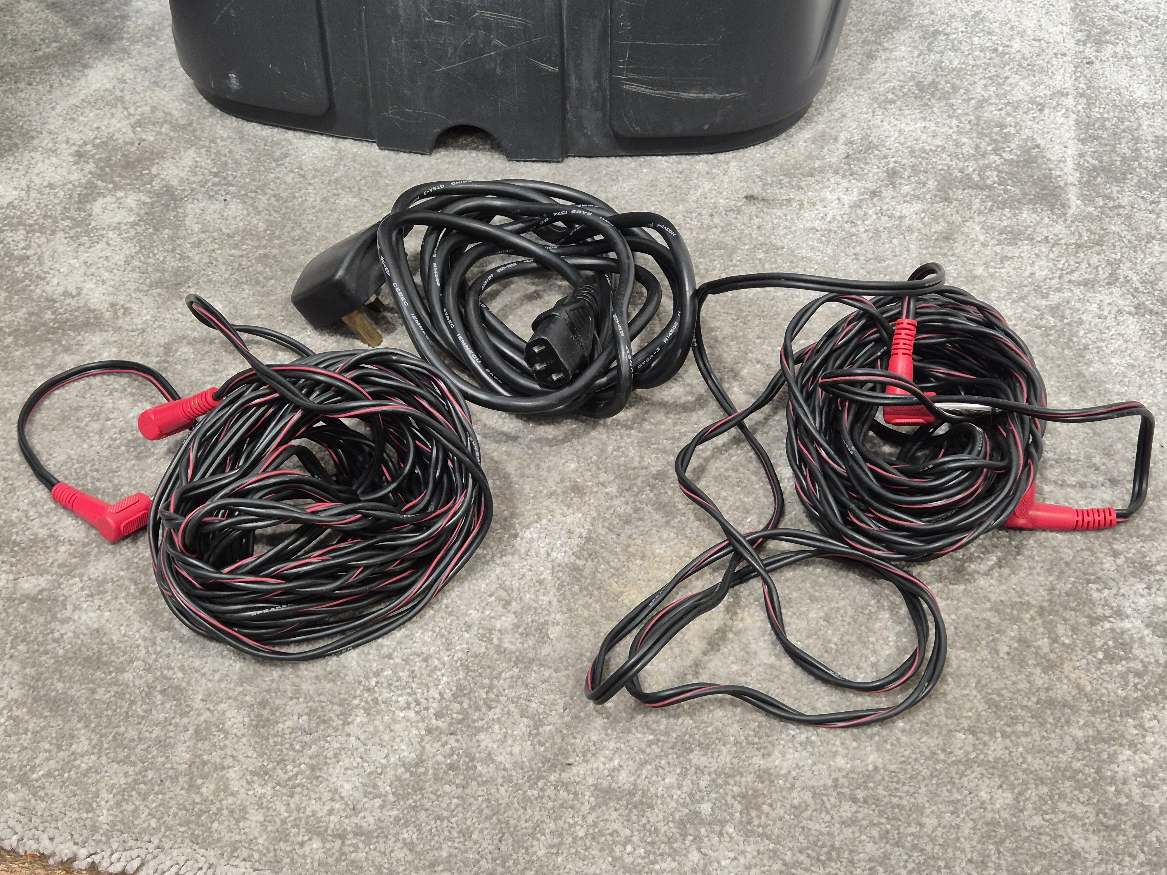 Peavey Escort - 150-watts Portable PA System - Fair w/ Power Supply - Image 12