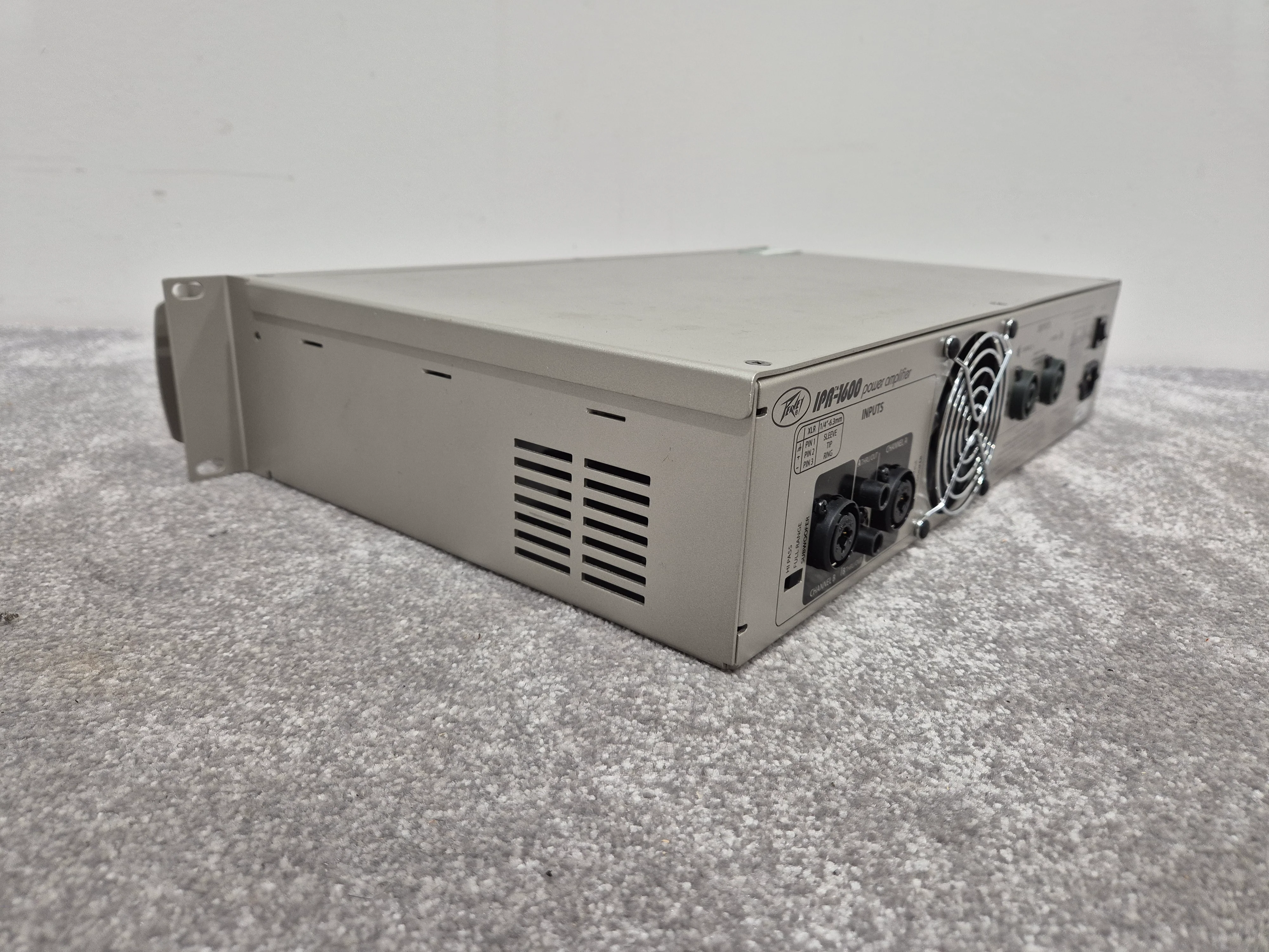 Peavey IPR 1600 - Digital Power Amplifier w/ Original Box - Image 9