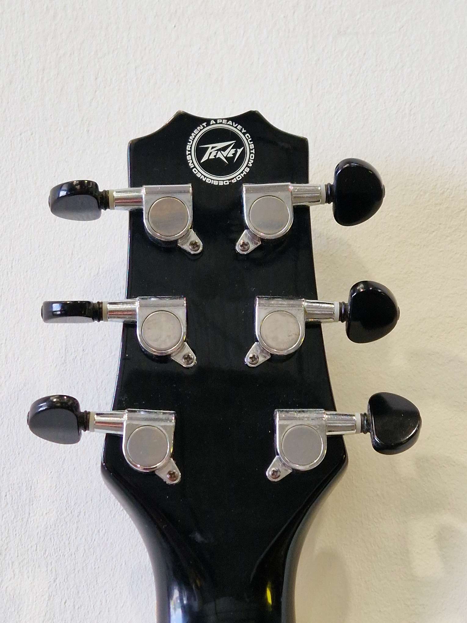 Peavey Jack Daniels Black Acoustic Guitar – Branded Design & Full-Size Dreadnought – Very Good - Image 9