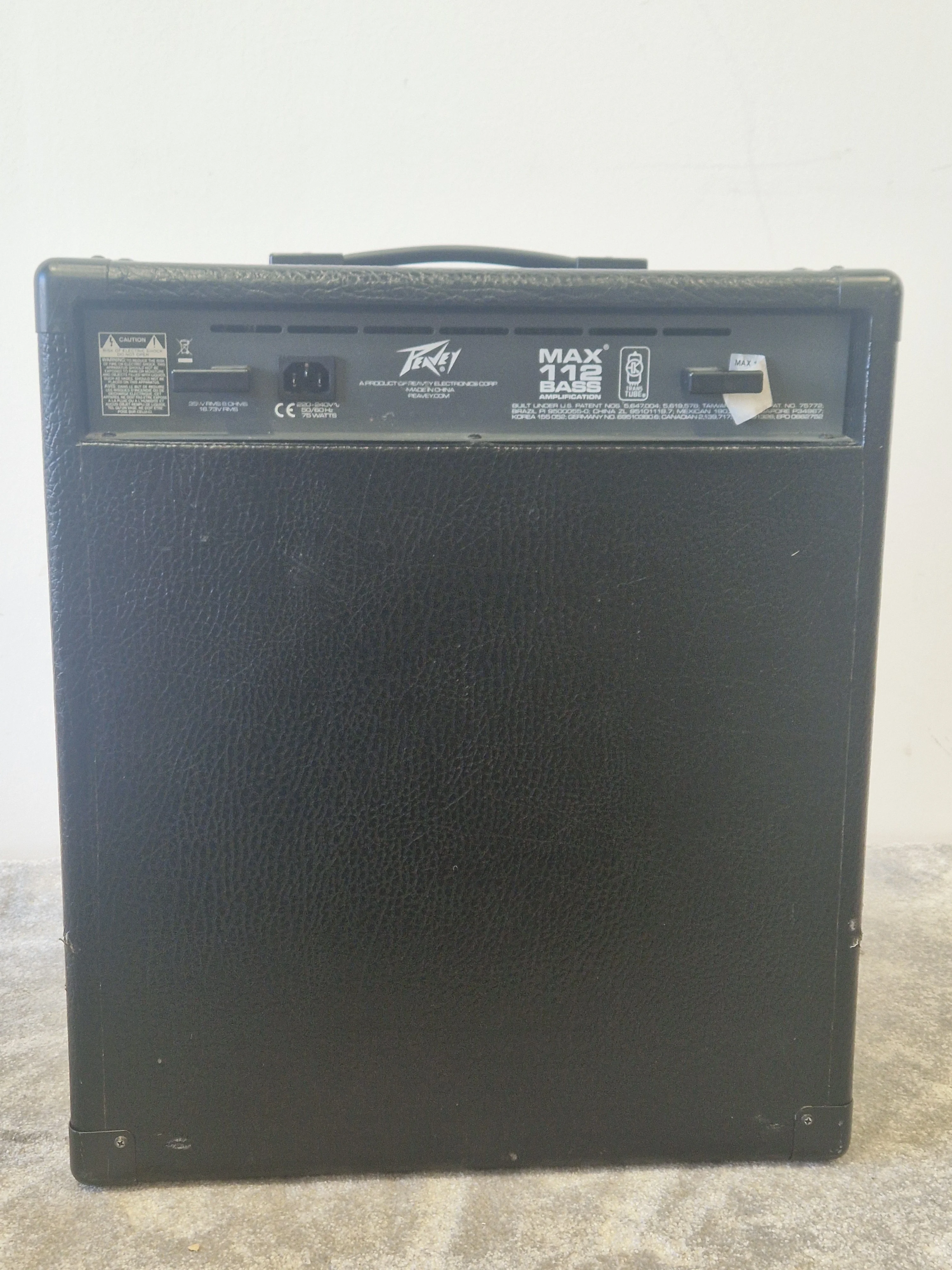 Peavey Max 112 Bass Combo Amp – 200W, TransTube Gain, 3-Band EQ - Very Good - Image 2
