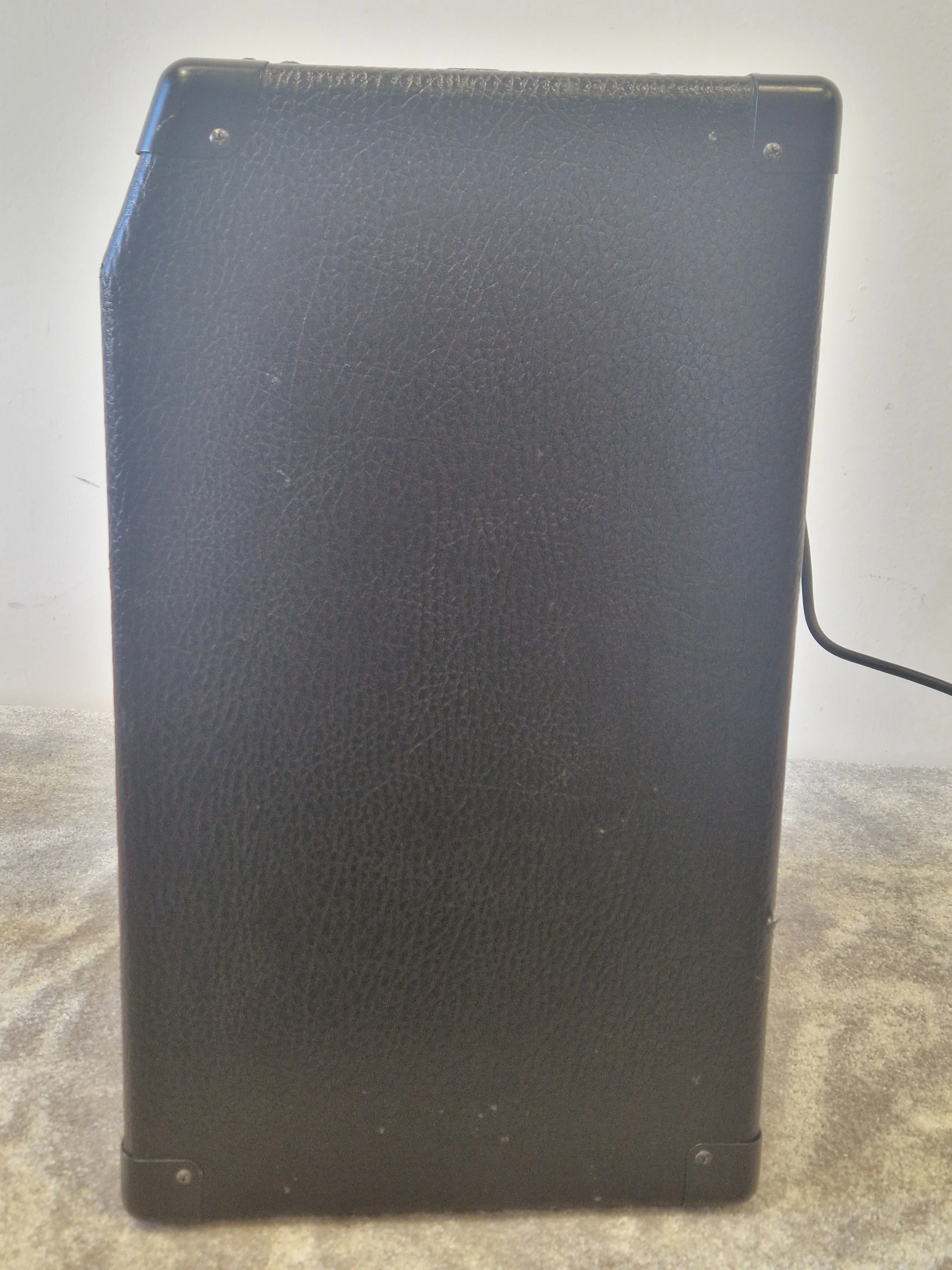 Peavey Max 112 Bass Combo Amp – 200W, TransTube Gain, 3-Band EQ - Very Good - Image 6