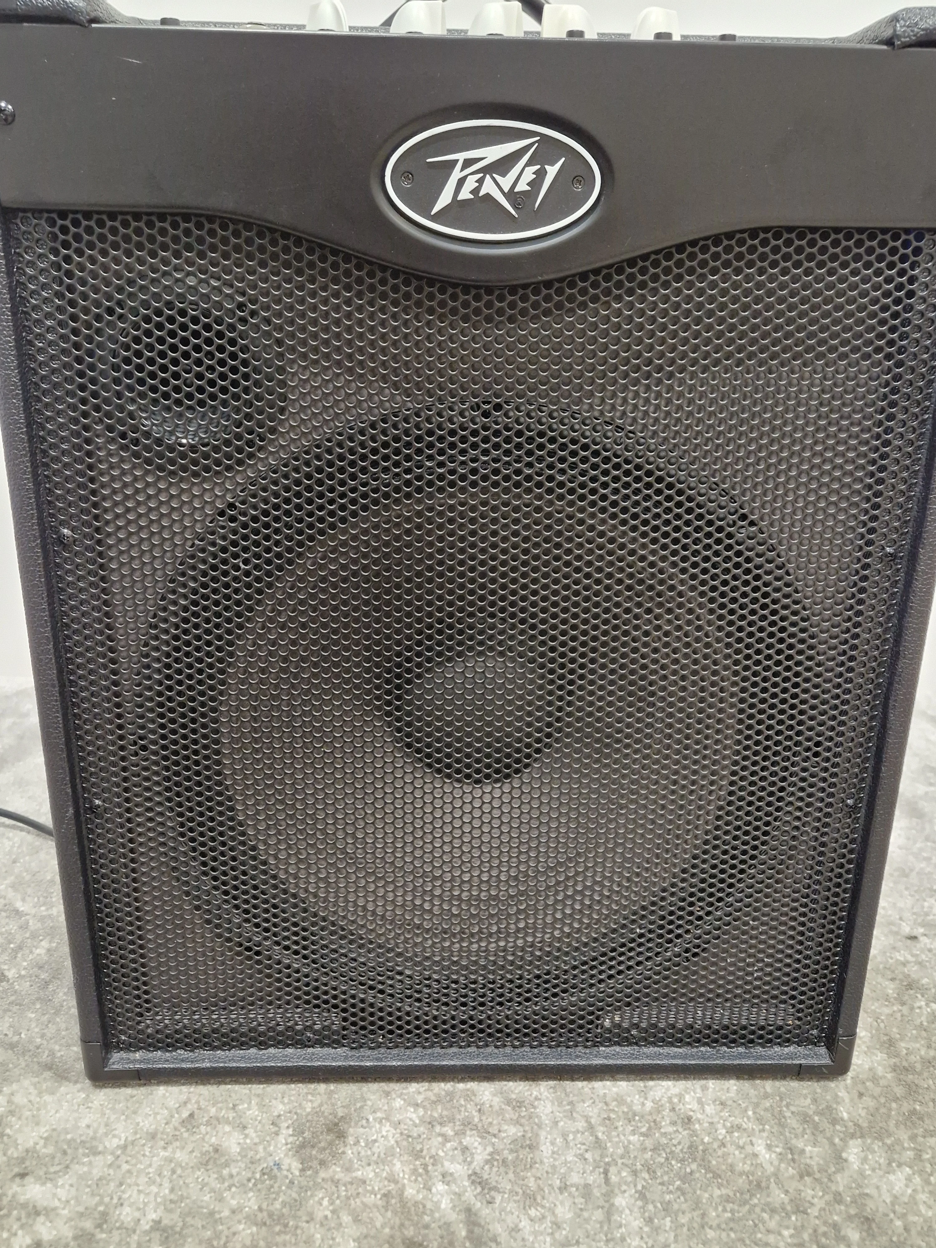 Peavey Max 115 Amplifier - 300W Combo - Excellent w/ Power Supply - Image 6