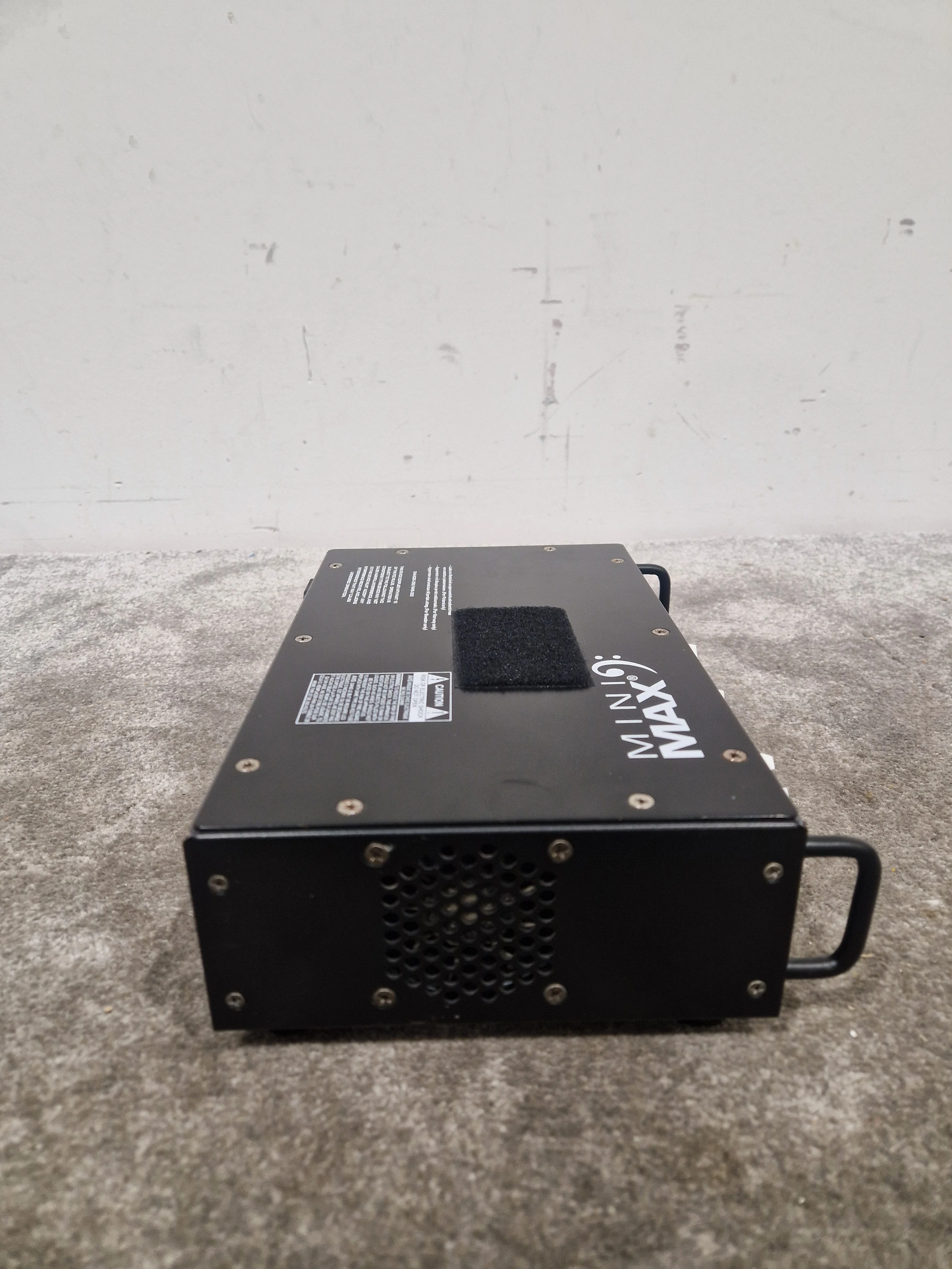 Peavey MiniMAX Amplifier - 500W Power - Excellent w/ Original Box & Power Cable - Image 9