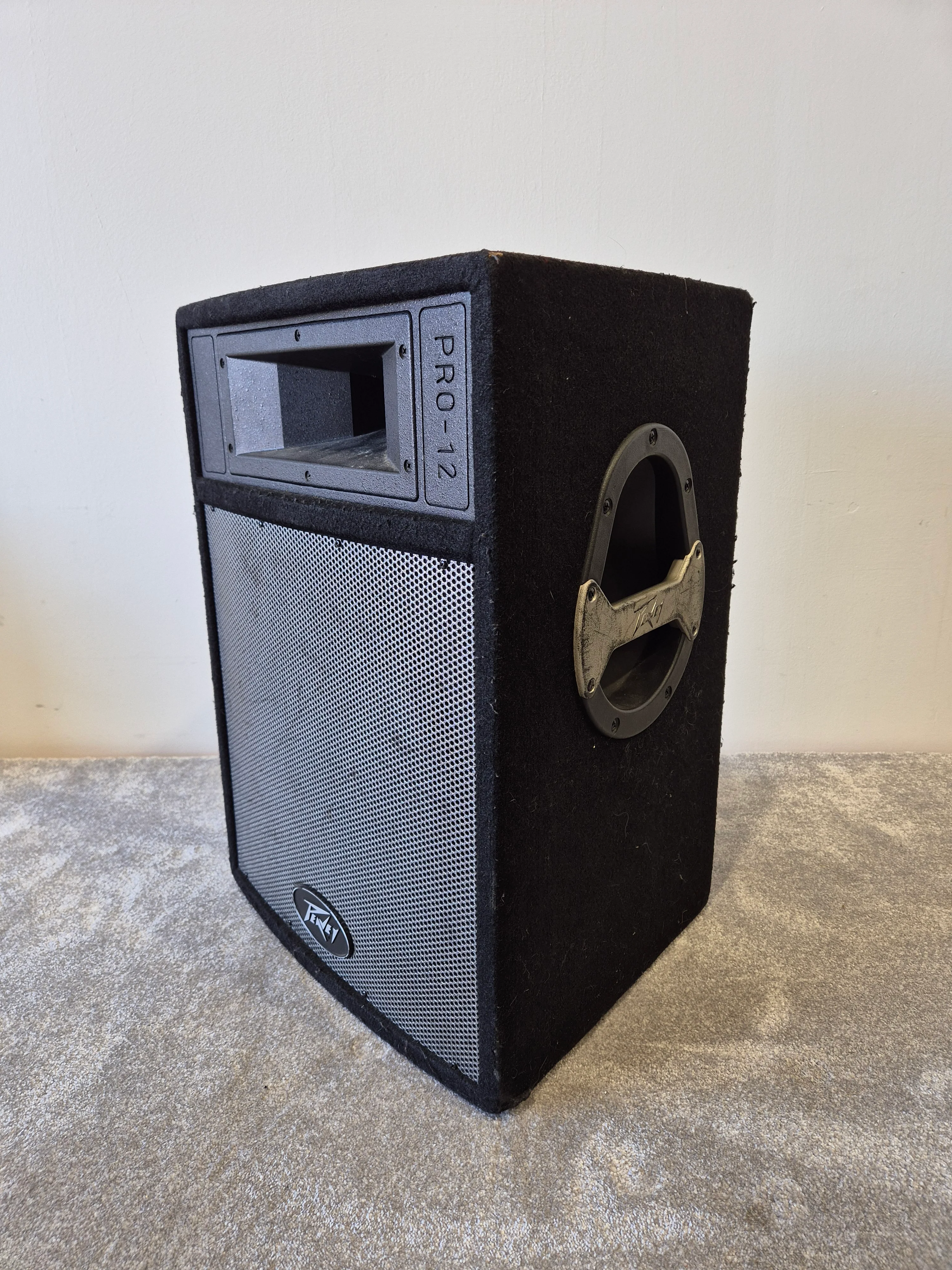 Peavey Pro 12 - 500-watts Passive PA Speaker w/ Speaker Cover (Very Good Condition) - Image 2