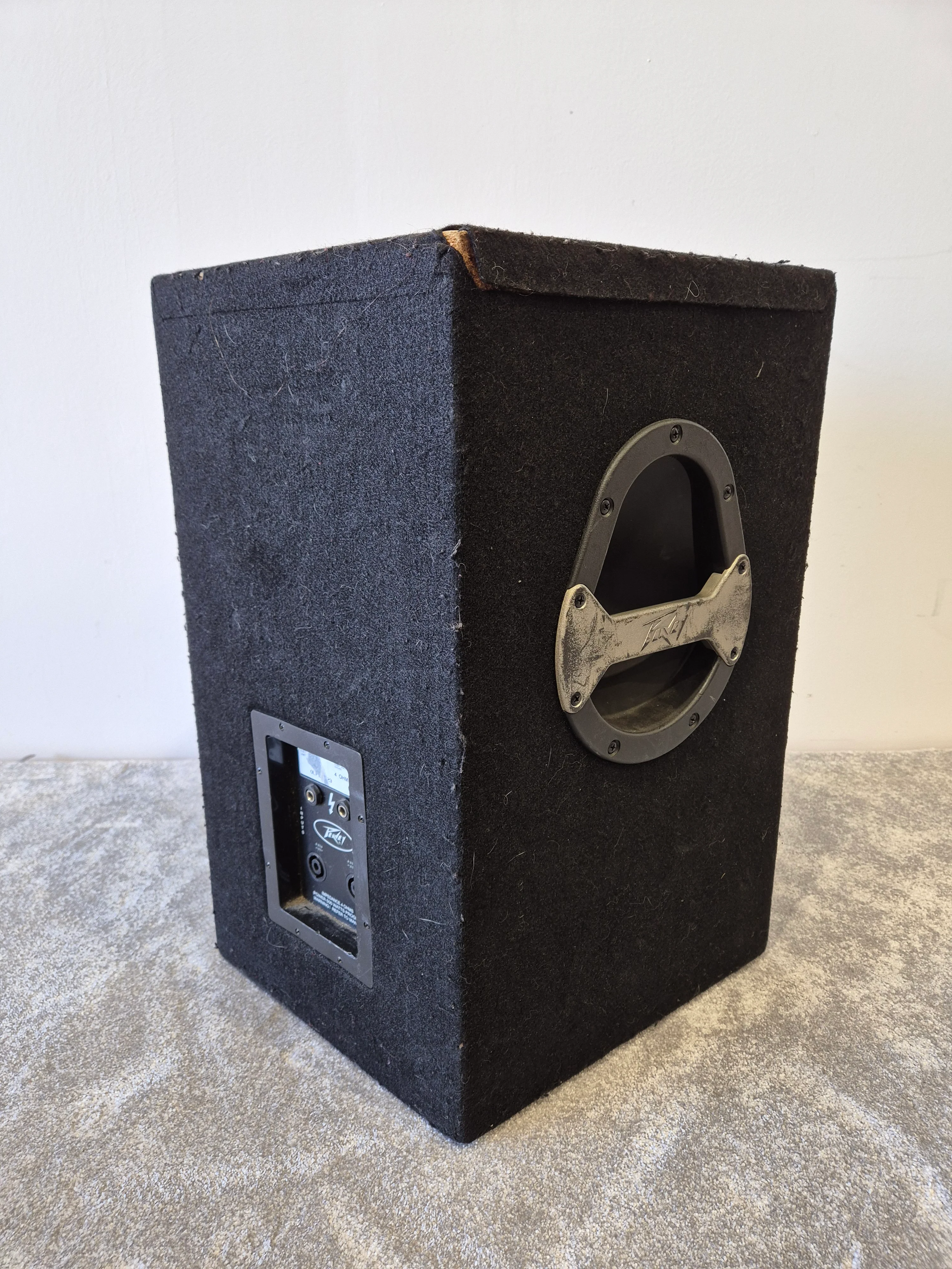 Peavey Pro 12 - 500-watts Passive PA Speaker (Good Condition) - Image 4