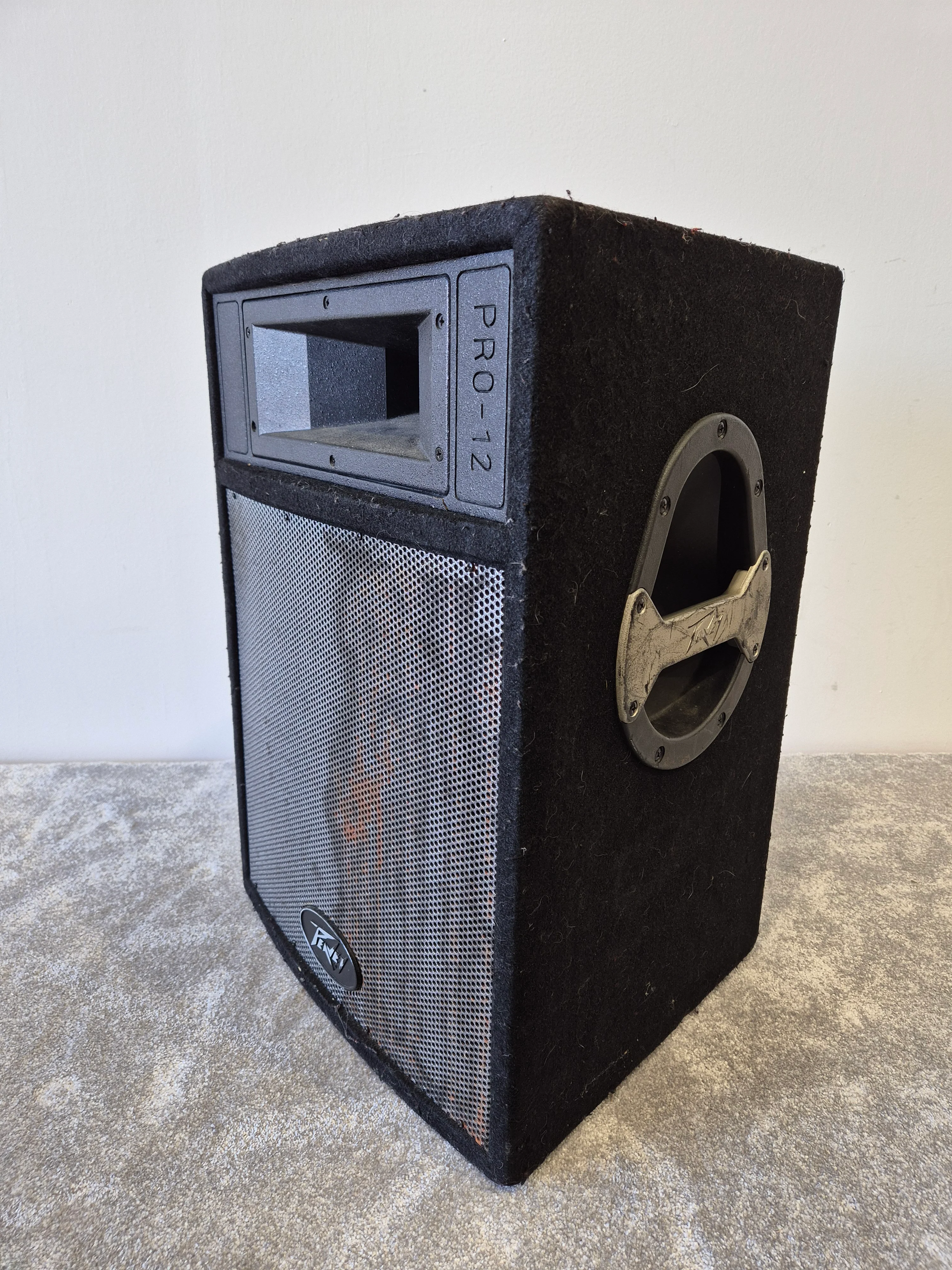 Peavey Pro 12 - 500-watts Passive PA Speaker (Good Condition) - Image 9