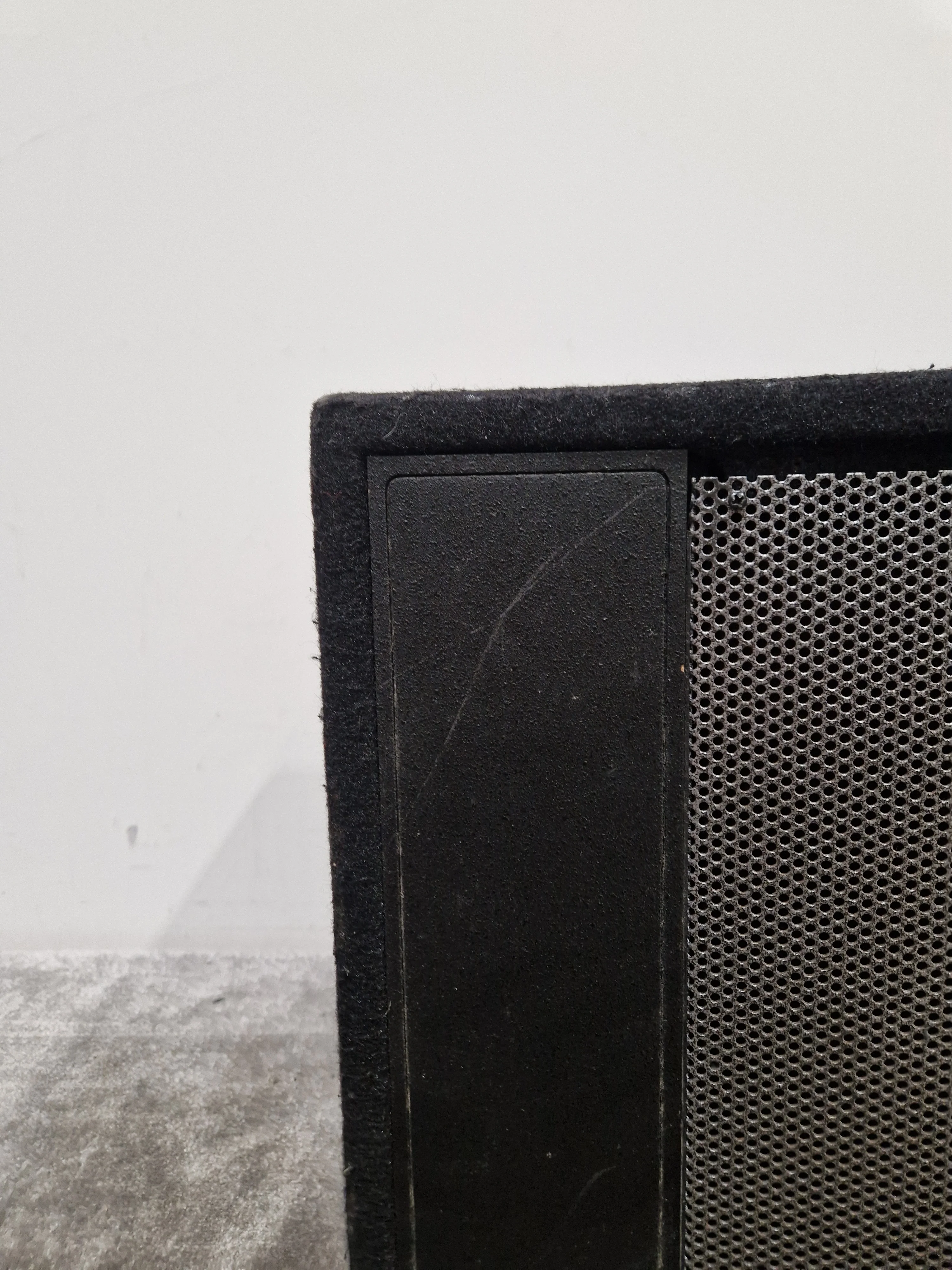Peavey Pro-Sub Bass Speakers - Black – Subwoofer - Spares or Repair - Image 3