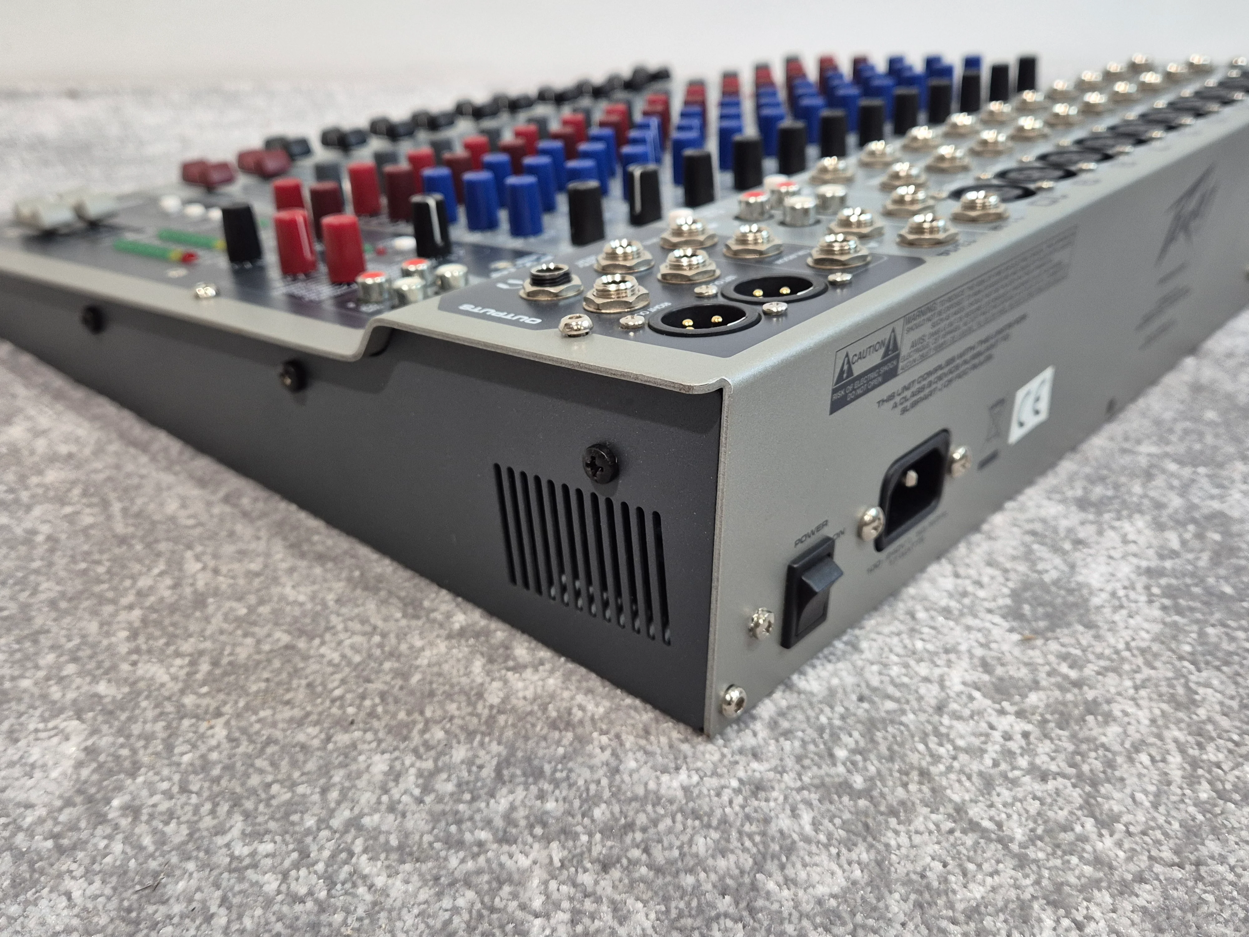 Peavey PV 14 USB Mixer - 14-Channel Mixer - Built-in DSP Effects - Image 12