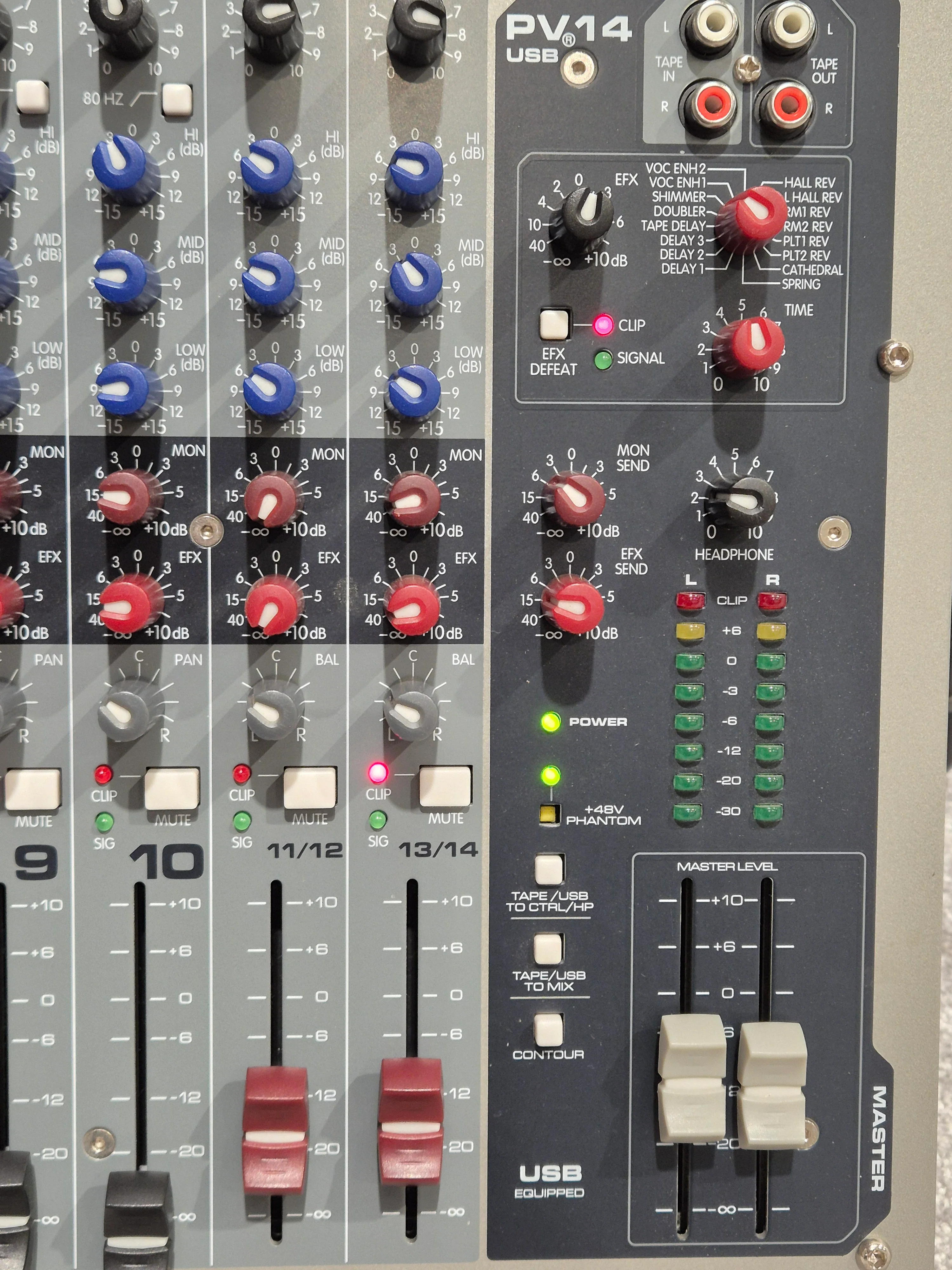 Peavey PV 14 USB Mixer - 14-Channel Mixer - Built-in DSP Effects - Image 2
