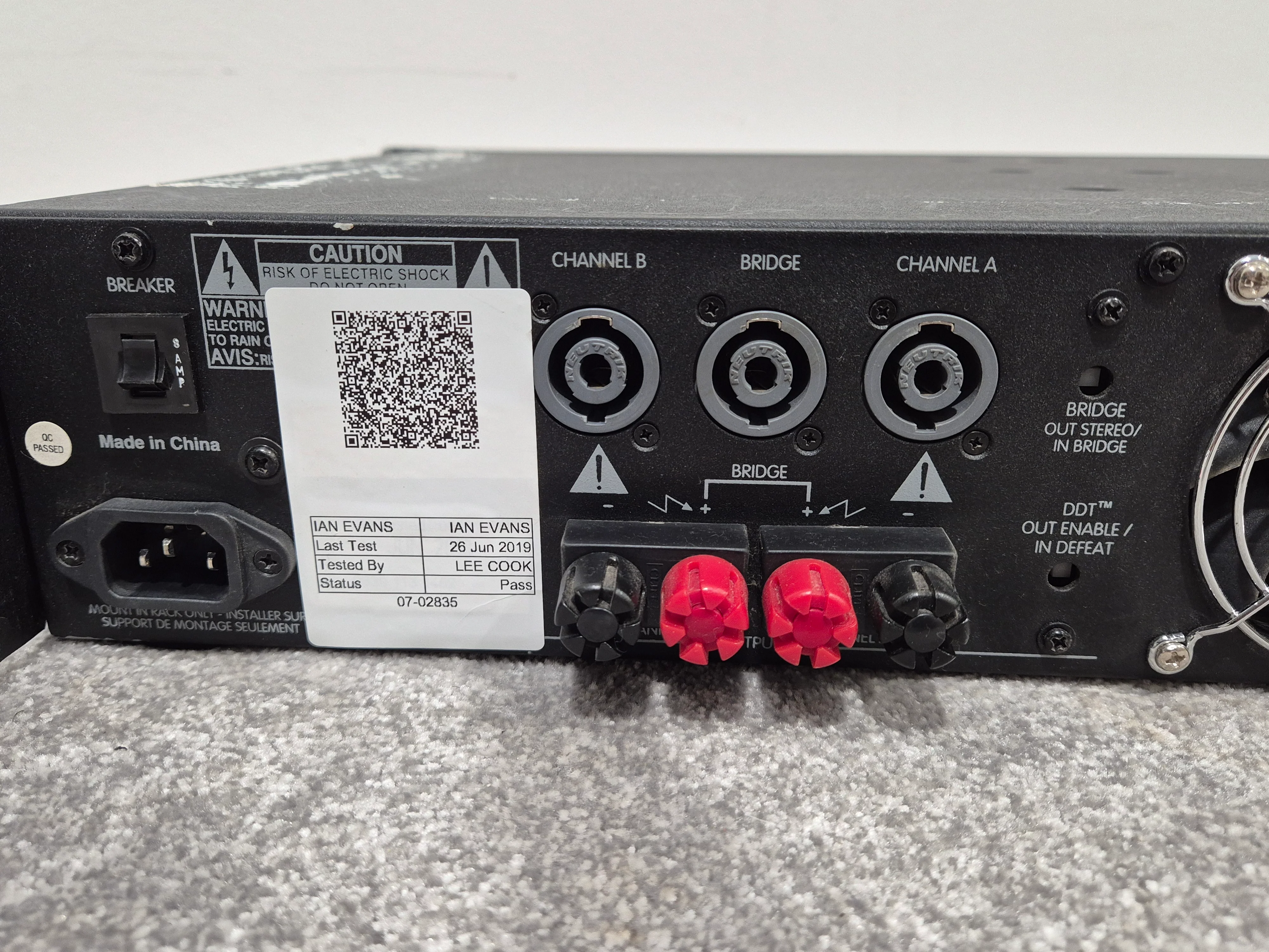 Peavey PV 1500 - 500-watts Stereo Power Amplifier - Image 10