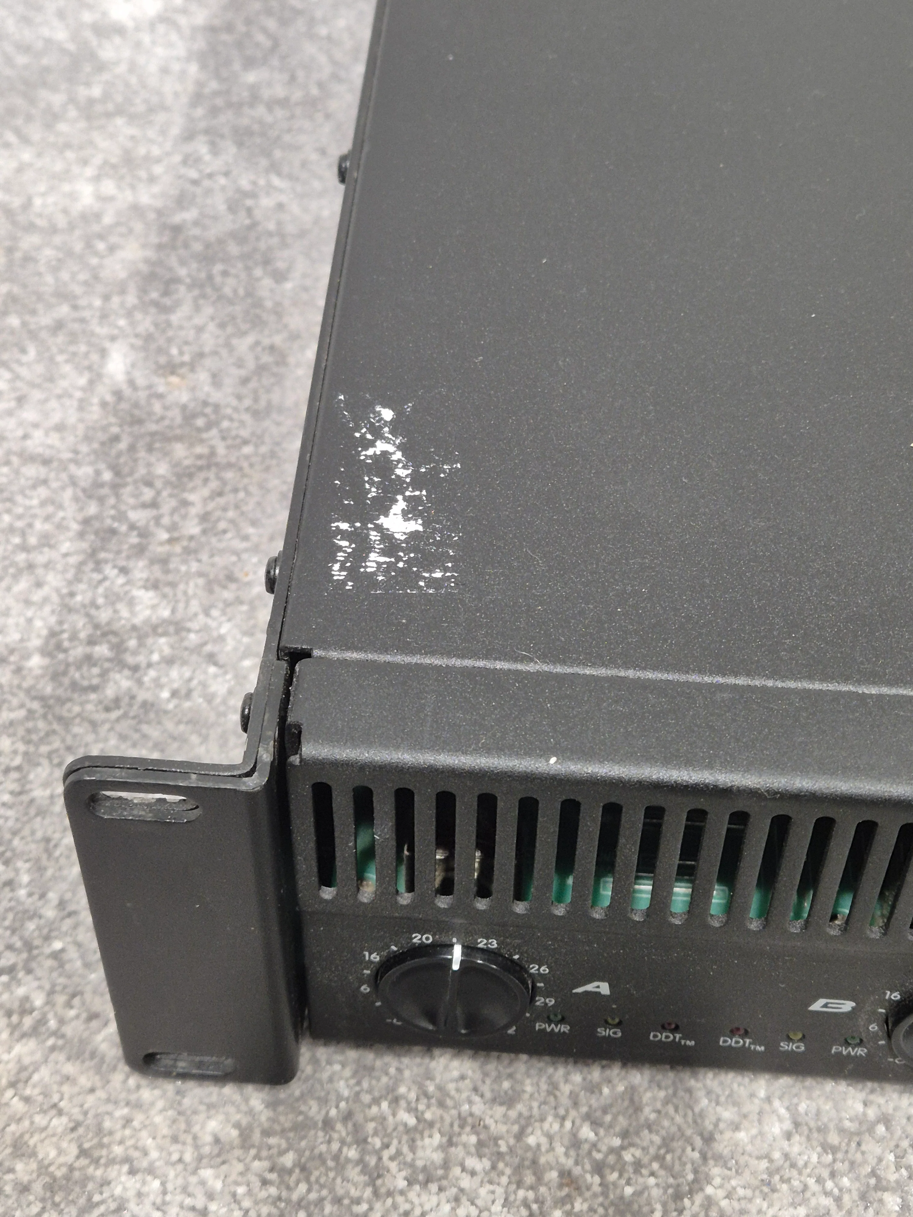 Peavey PV 1500 - 500-watts Stereo Power Amplifier - Image 6