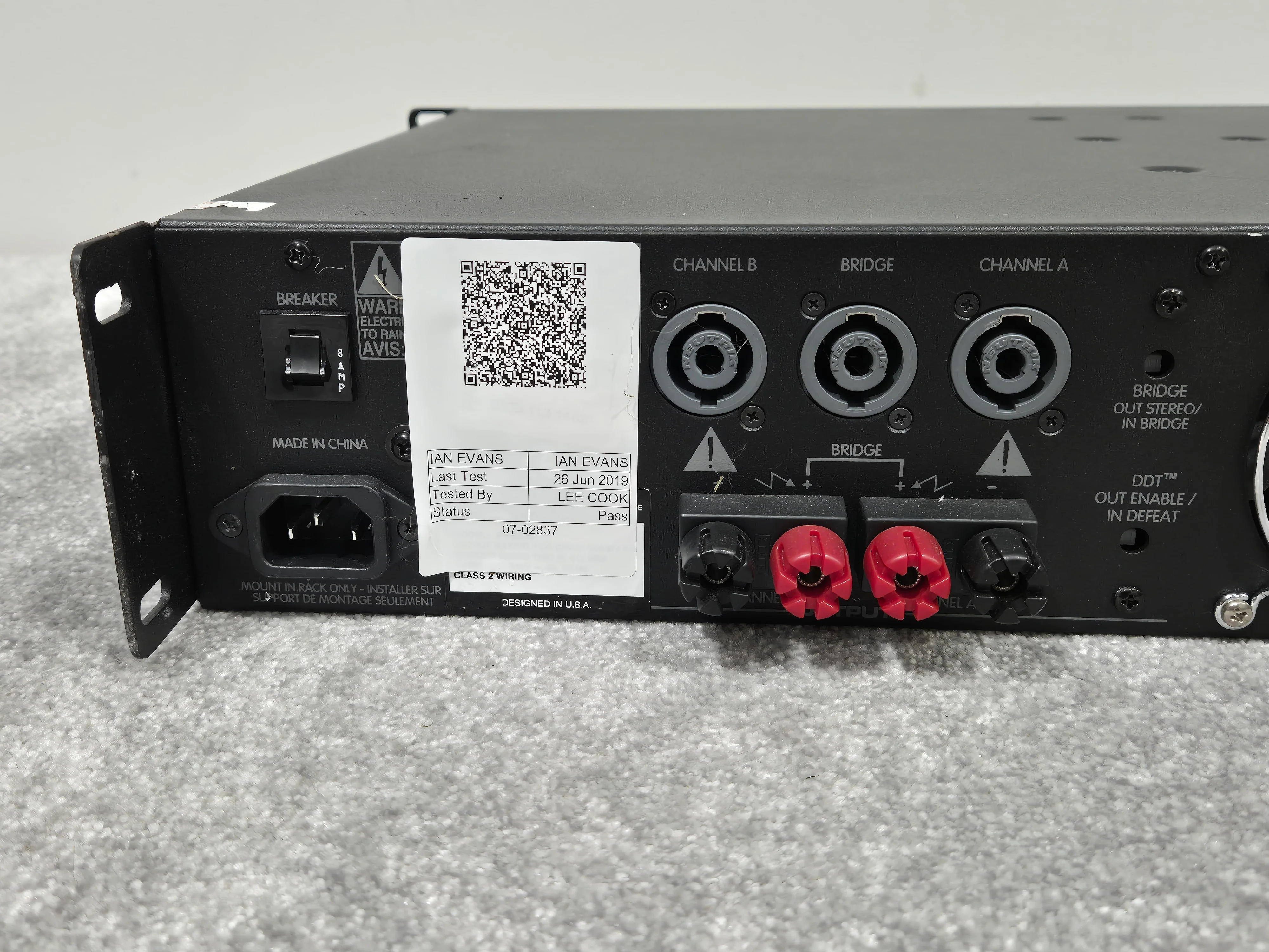 Peavey PV 2600 - Powerful 2-Channel Power Amplifier - Image 11