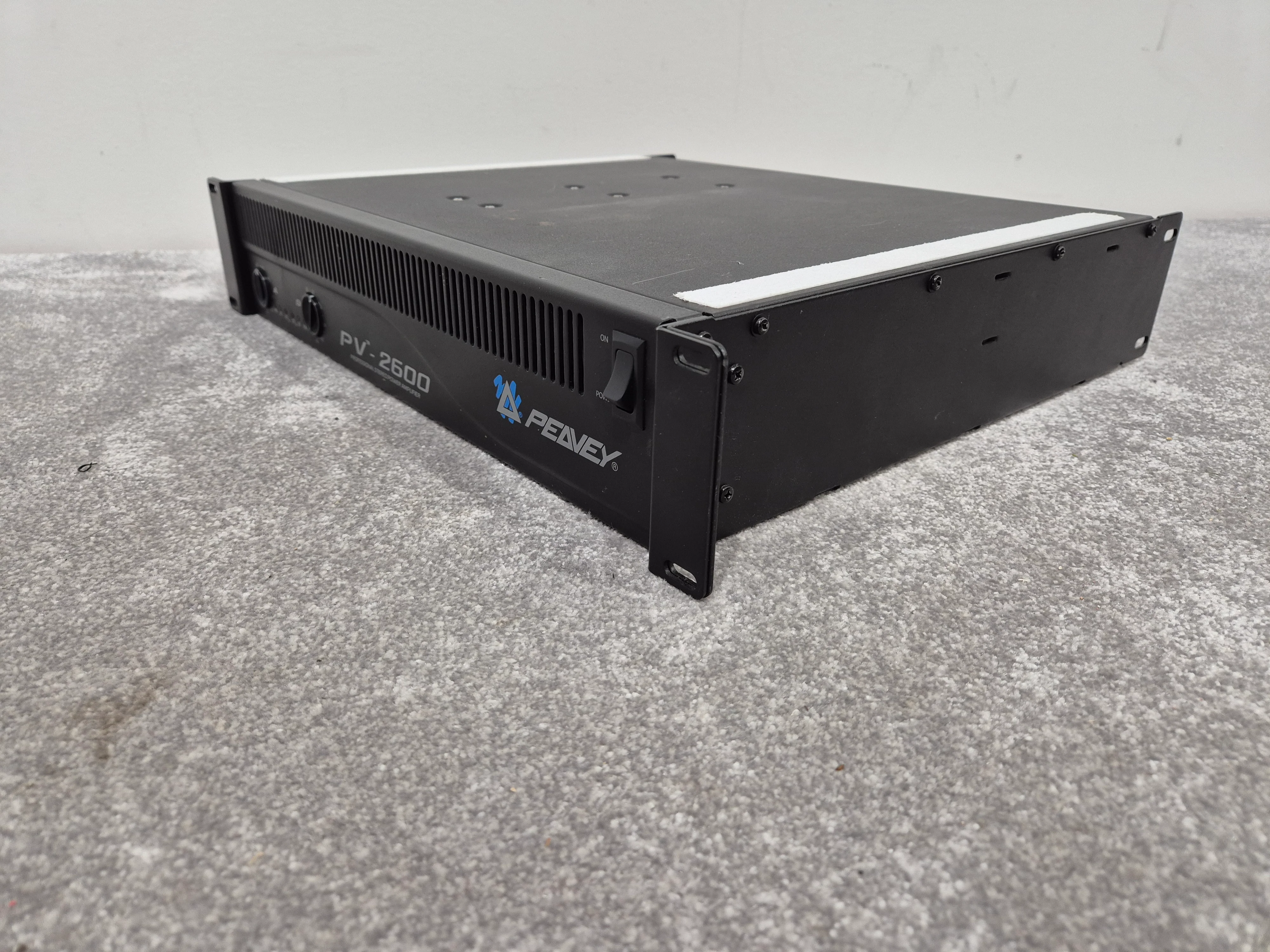 Peavey PV 2600 - Powerful 2-Channel Power Amplifier w/ Manual - Image 14