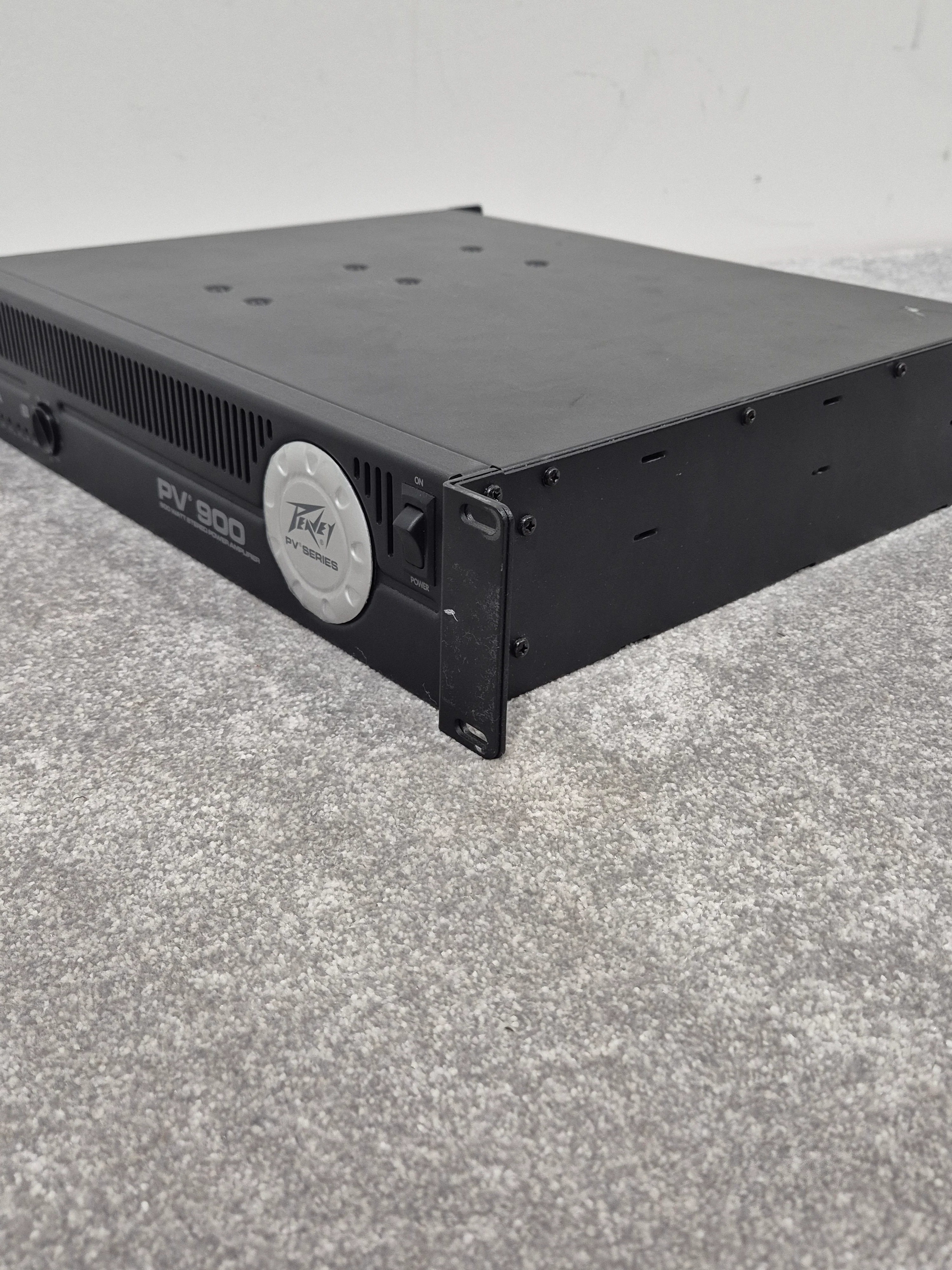 Peavey PV900 - Rackmount Stereo Power Amplifier (Spares or Repairs) - Image 10