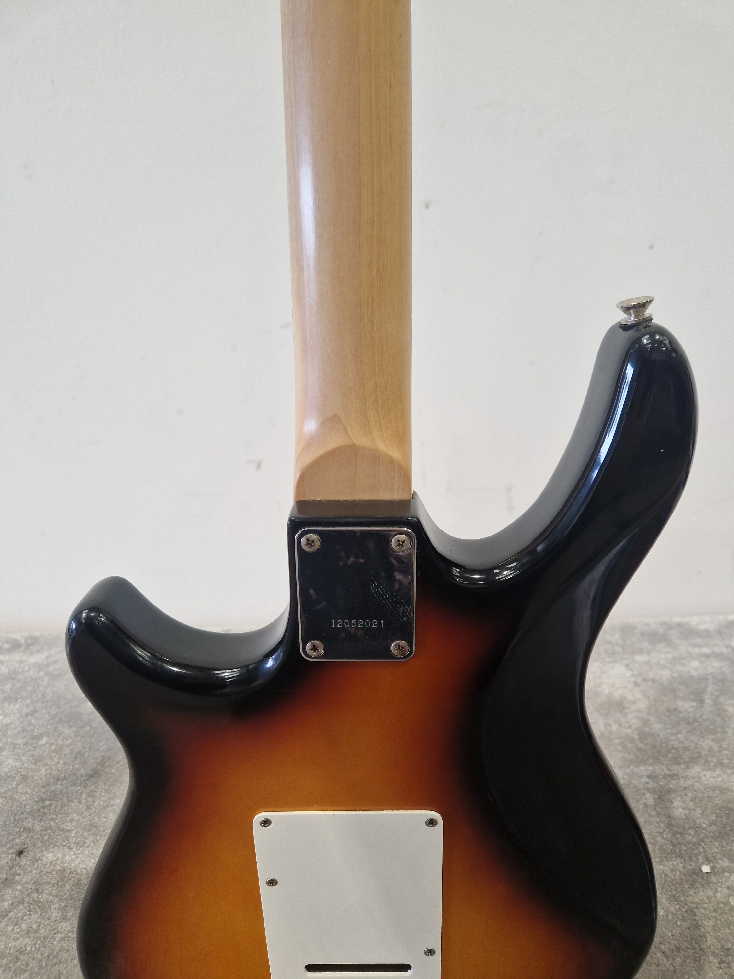 Peavey Raptor Special - Electric Guitar, 24.75" Scale Length - Very Good - Image 3