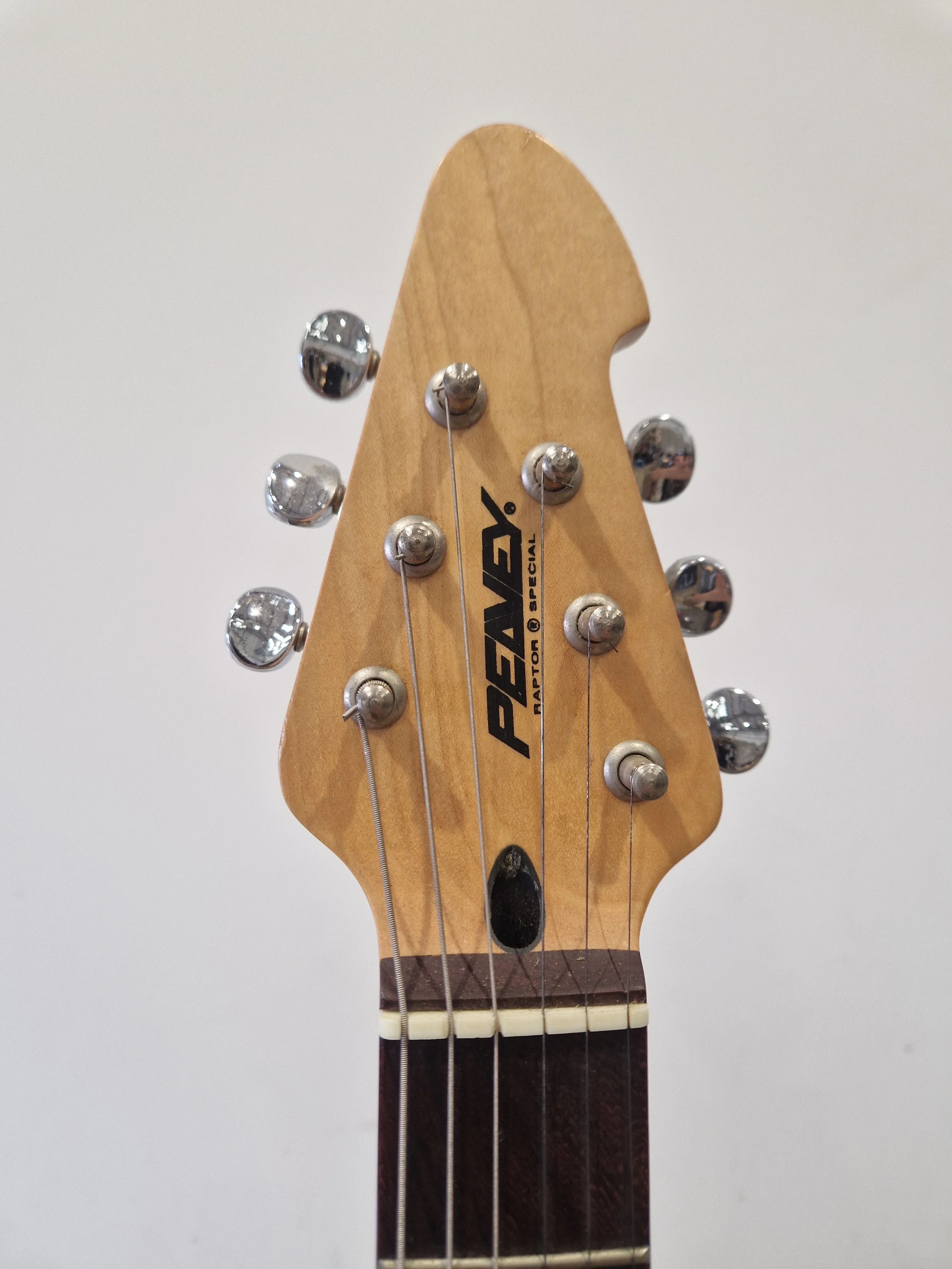 Peavey Raptor Special - Electric Guitar, 24.75" Scale Length - Very Good - Image 6