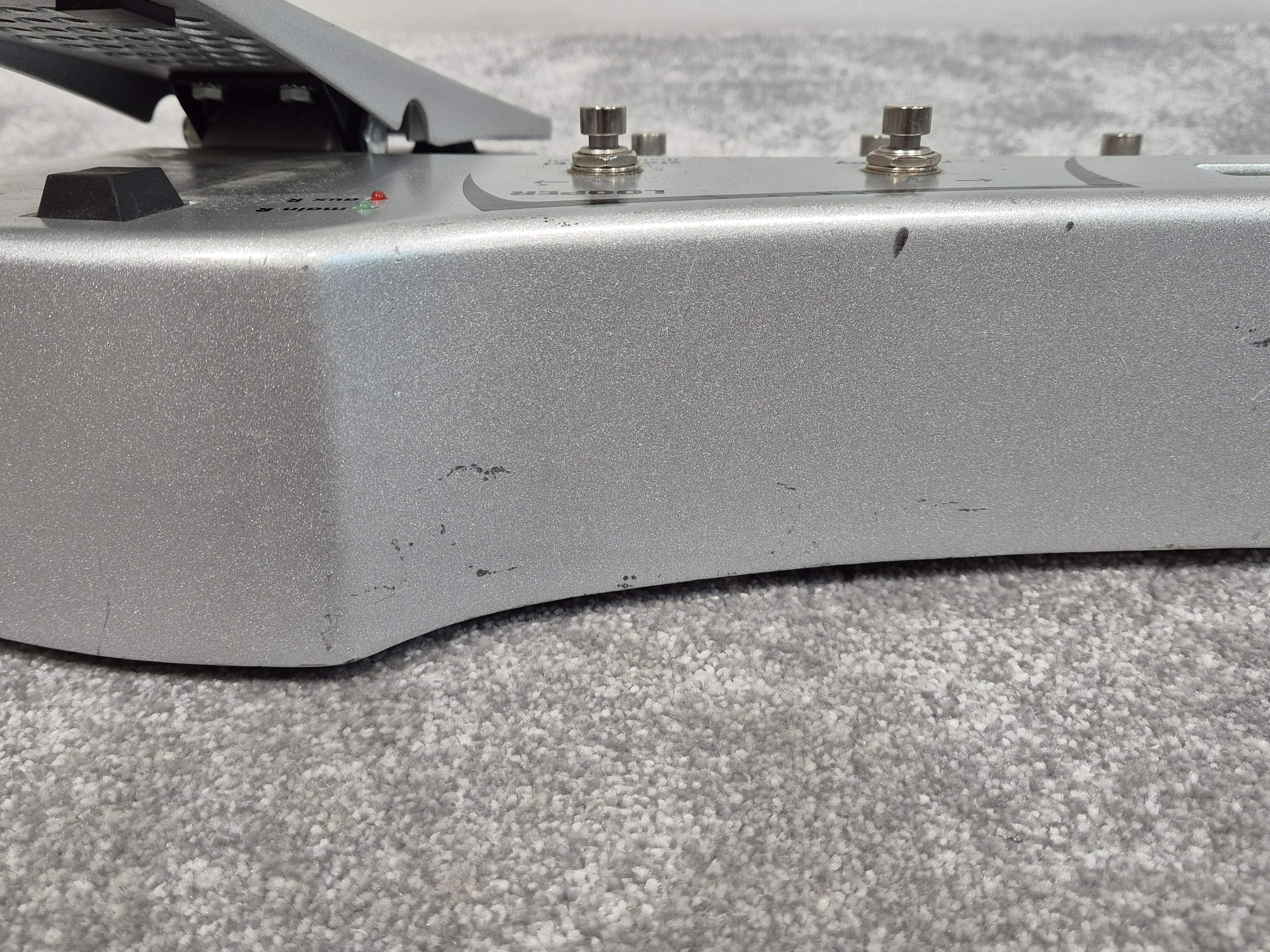 Peavey Sanpera 2 Vypyr  Footswitch - Foot Controller with 10 Footswitches and Dual Expression Pedals - Image 8