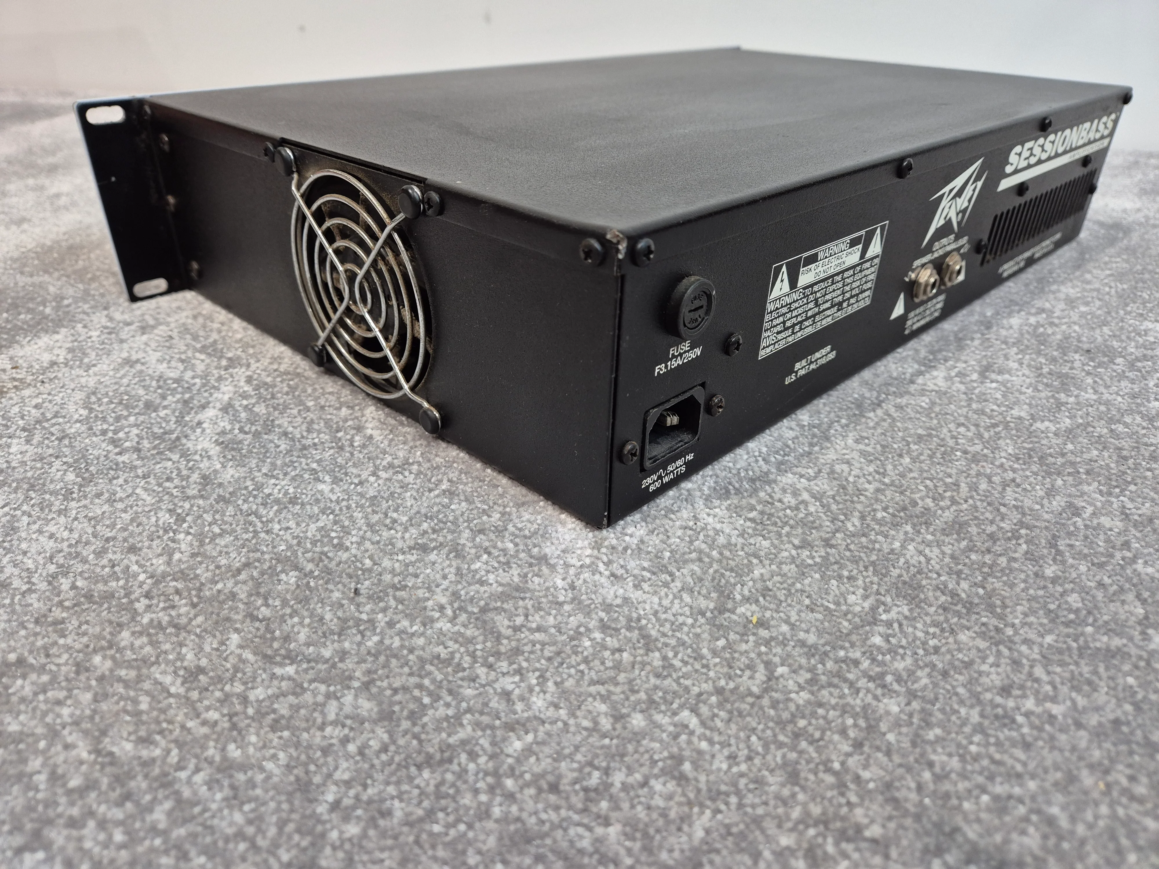 Peavey Session Bass 200 watt Amp Head - Solid-State Amplifier - Made in USA - Image 5