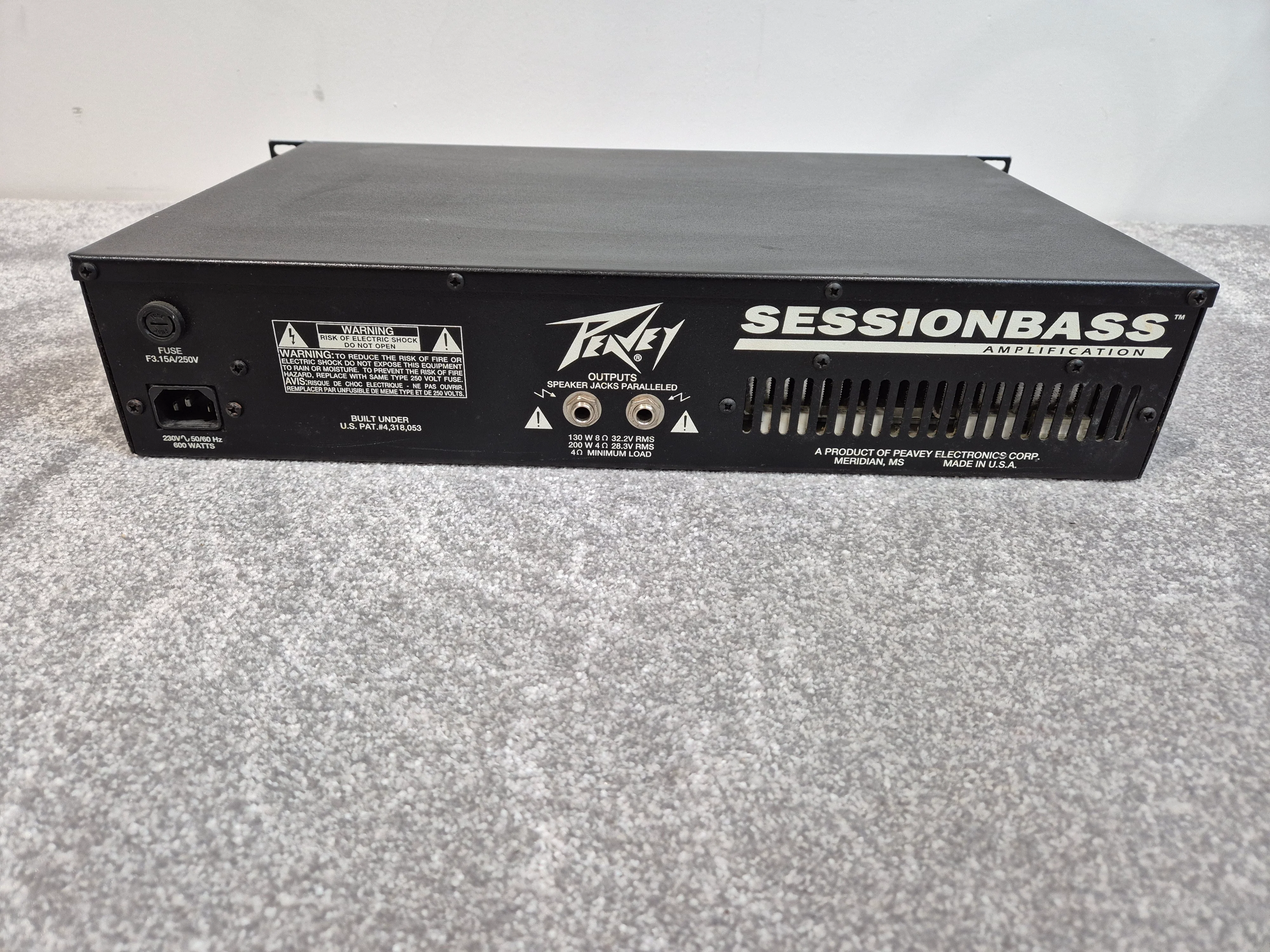 Peavey Session Bass 200 watt Amp Head - Solid-State Amplifier - Made in USA - Image 6