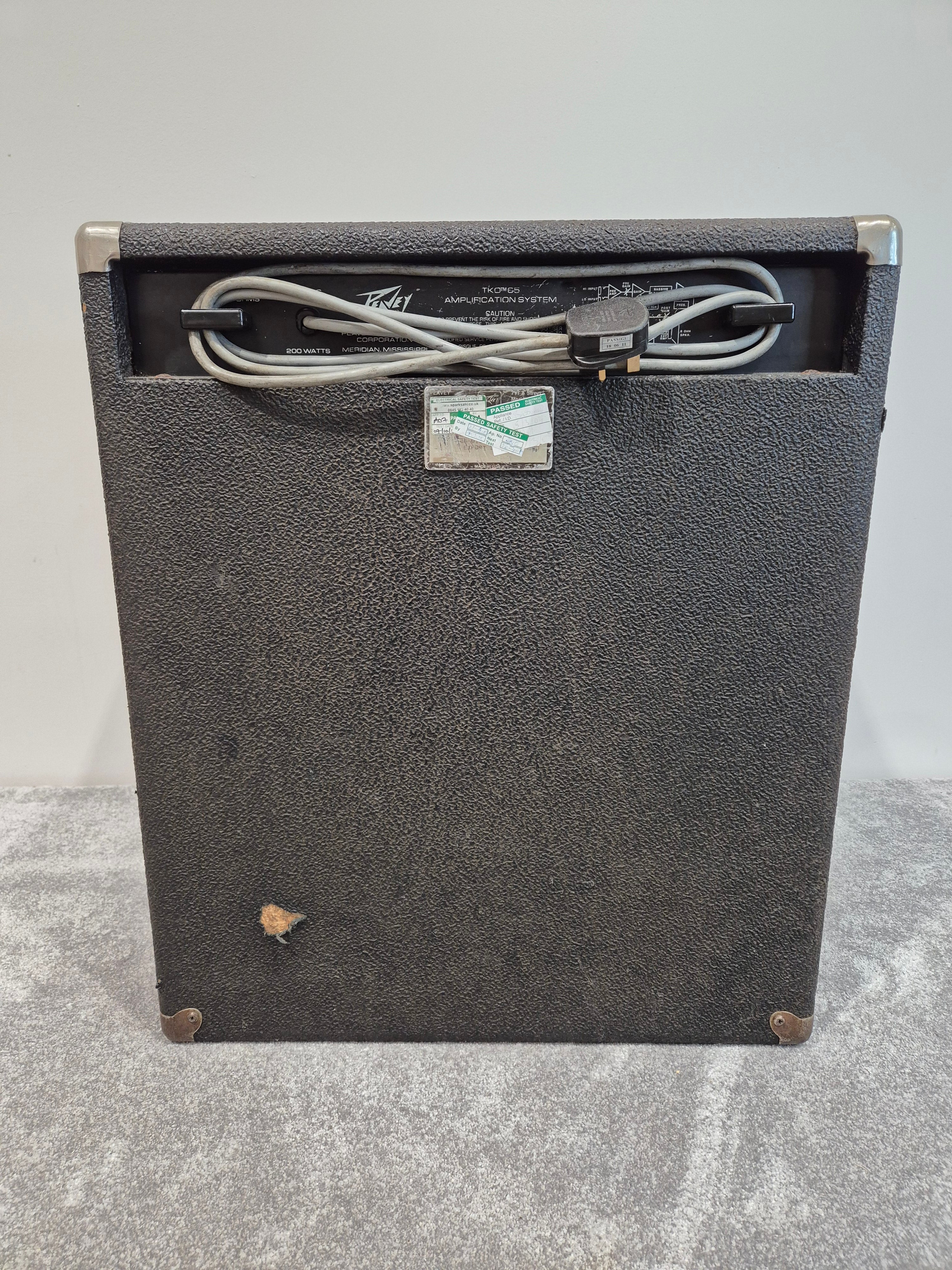 Peavey TKO 65 - Solid-State Bass 65 watts Combo Amplifier - Image 11