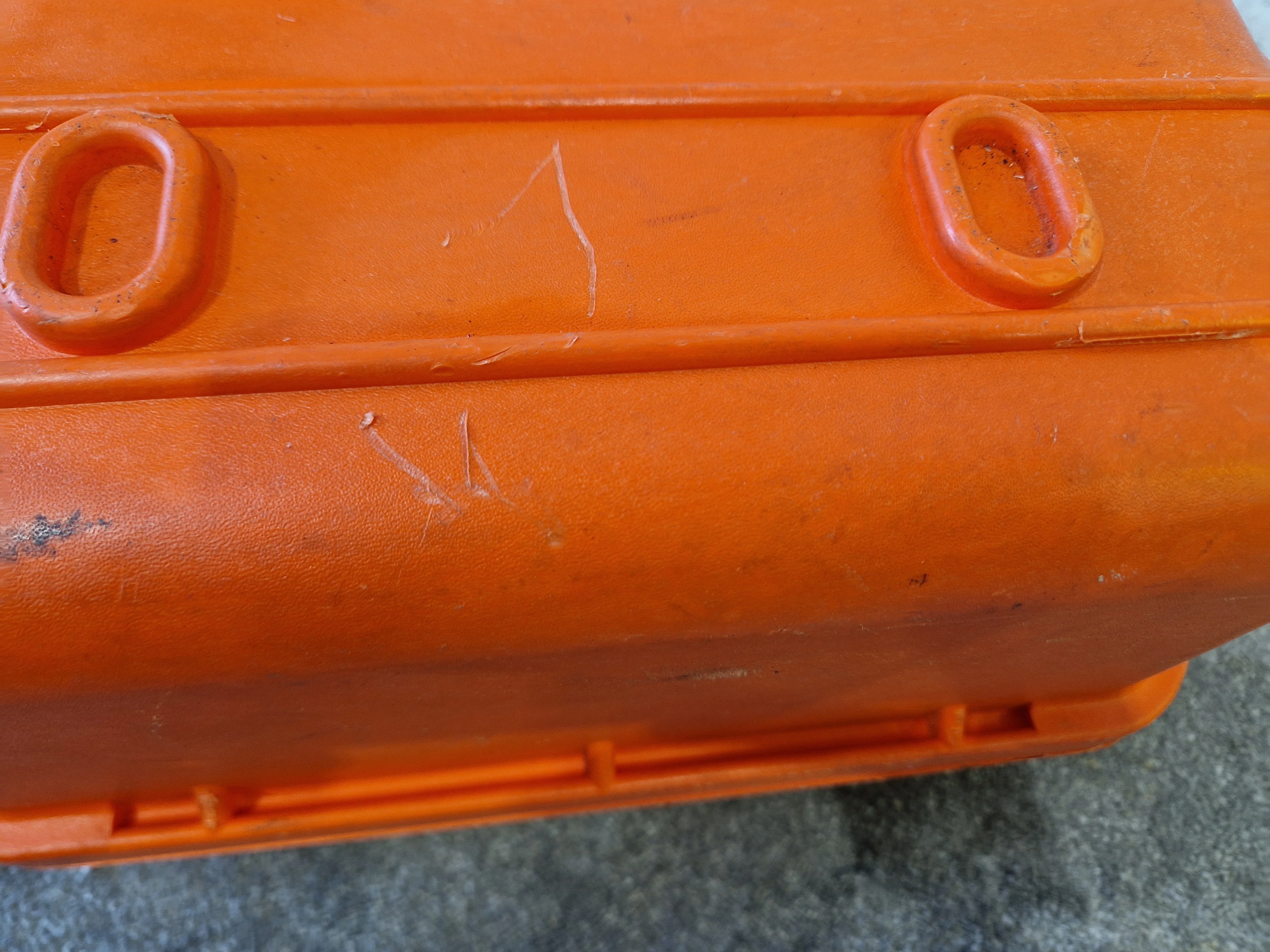 Peli 1450 Orange Protective Waterproof Case – Foam Insert – Good - Image 5