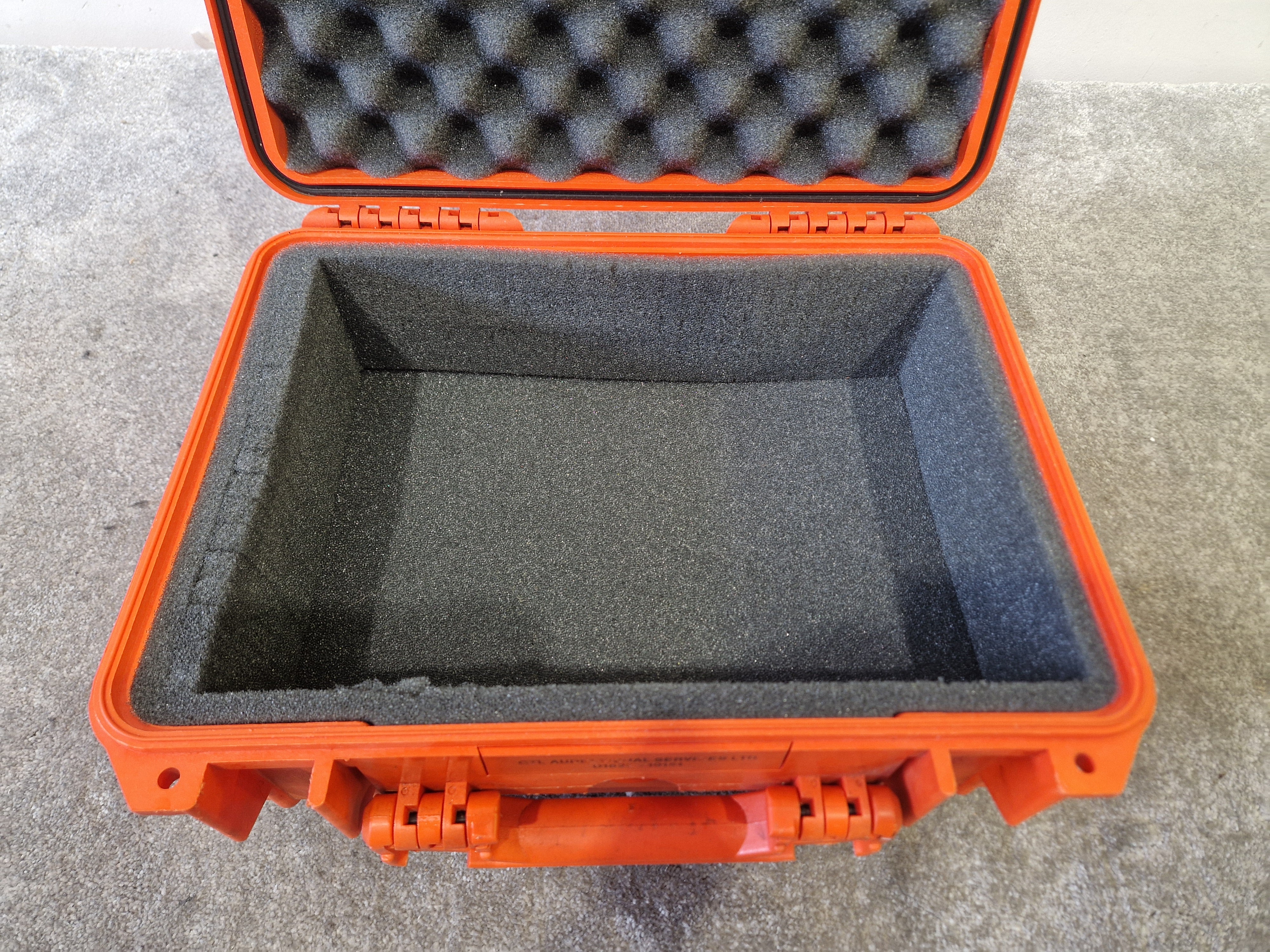 Peli 1450 Orange Protective Waterproof Case – Foam Insert – Good - Image 8