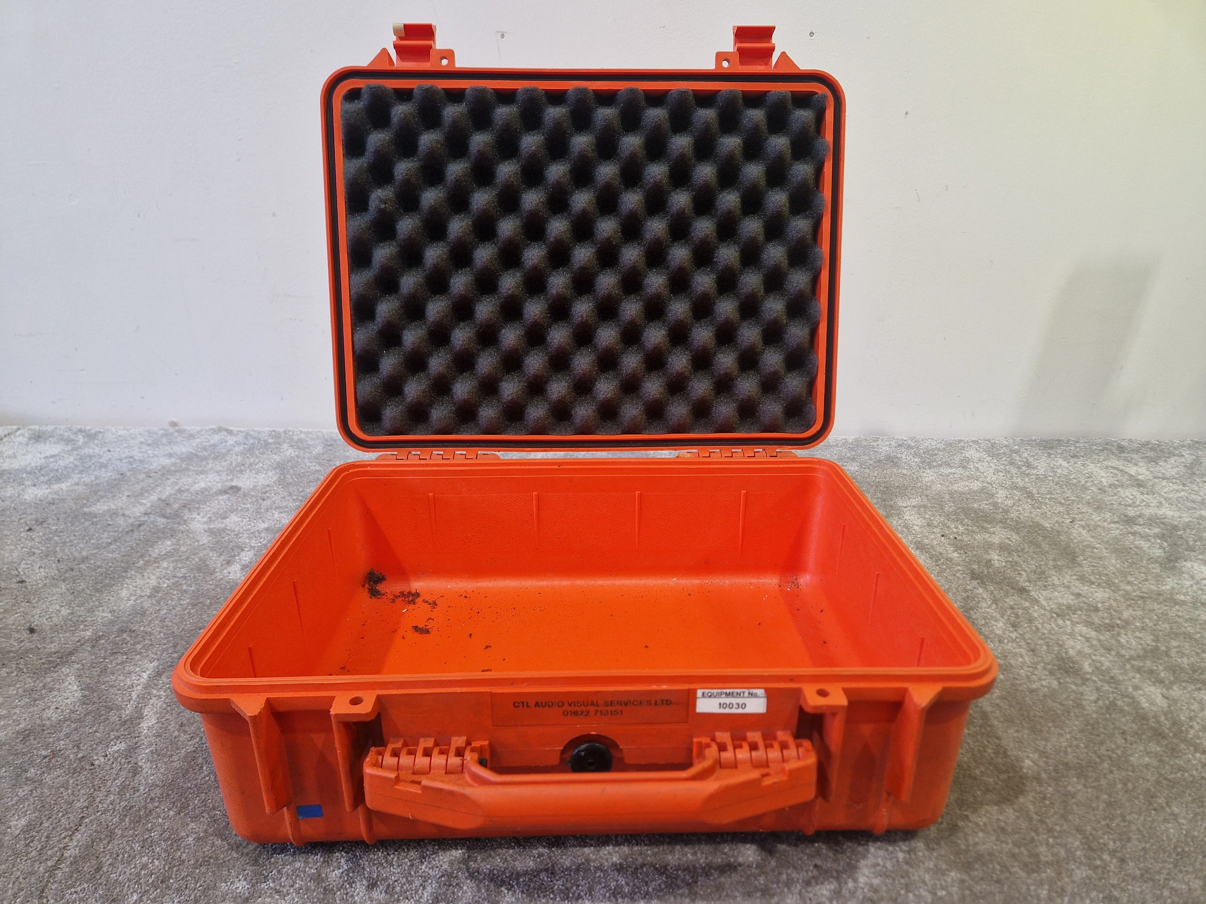 Peli 1520 Protective Waterproof Orange Case – Foam Insert – Good - Image 4