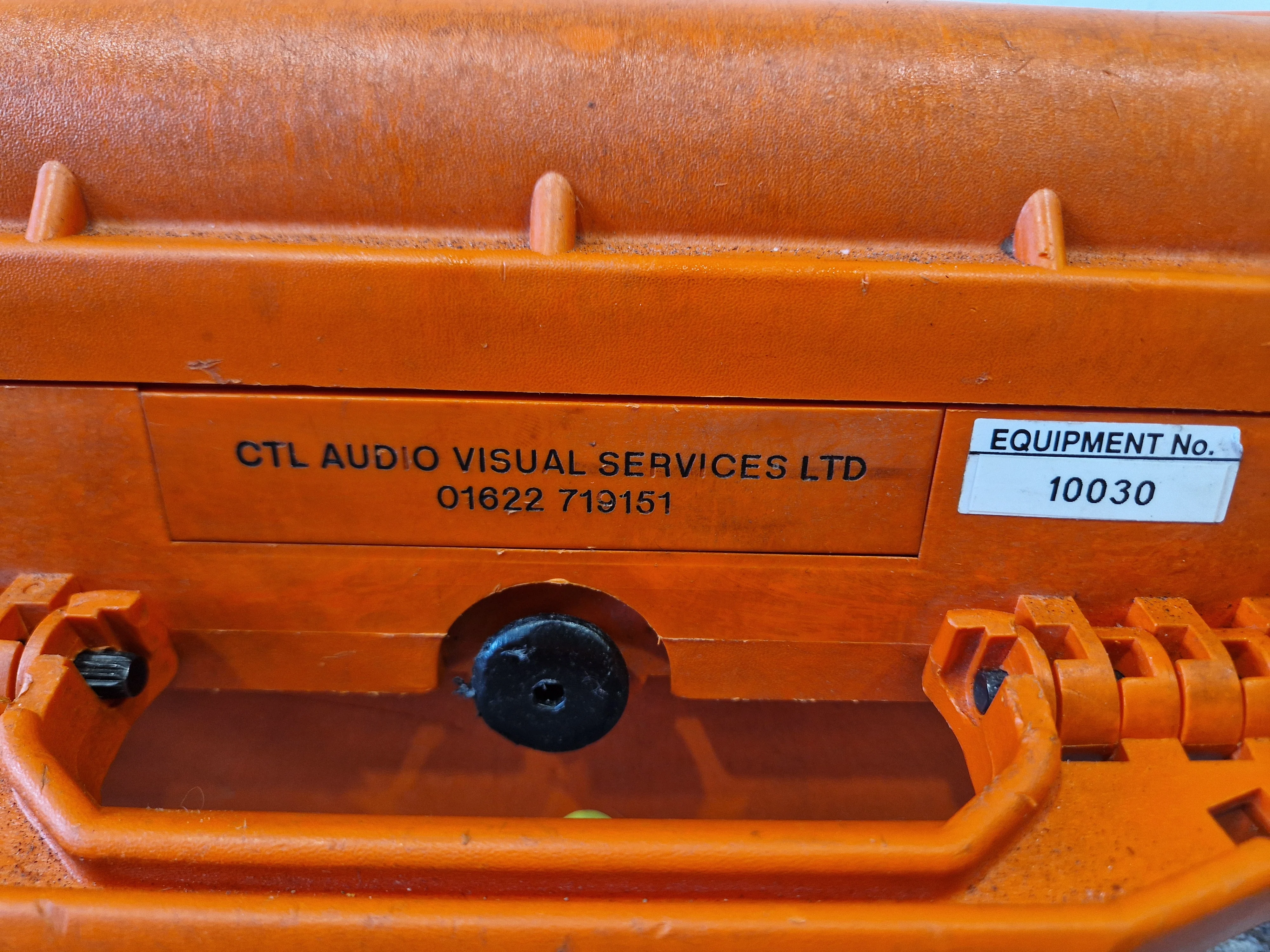 Peli 1520 Protective Waterproof Orange Case – Foam Insert – Good - Image 7