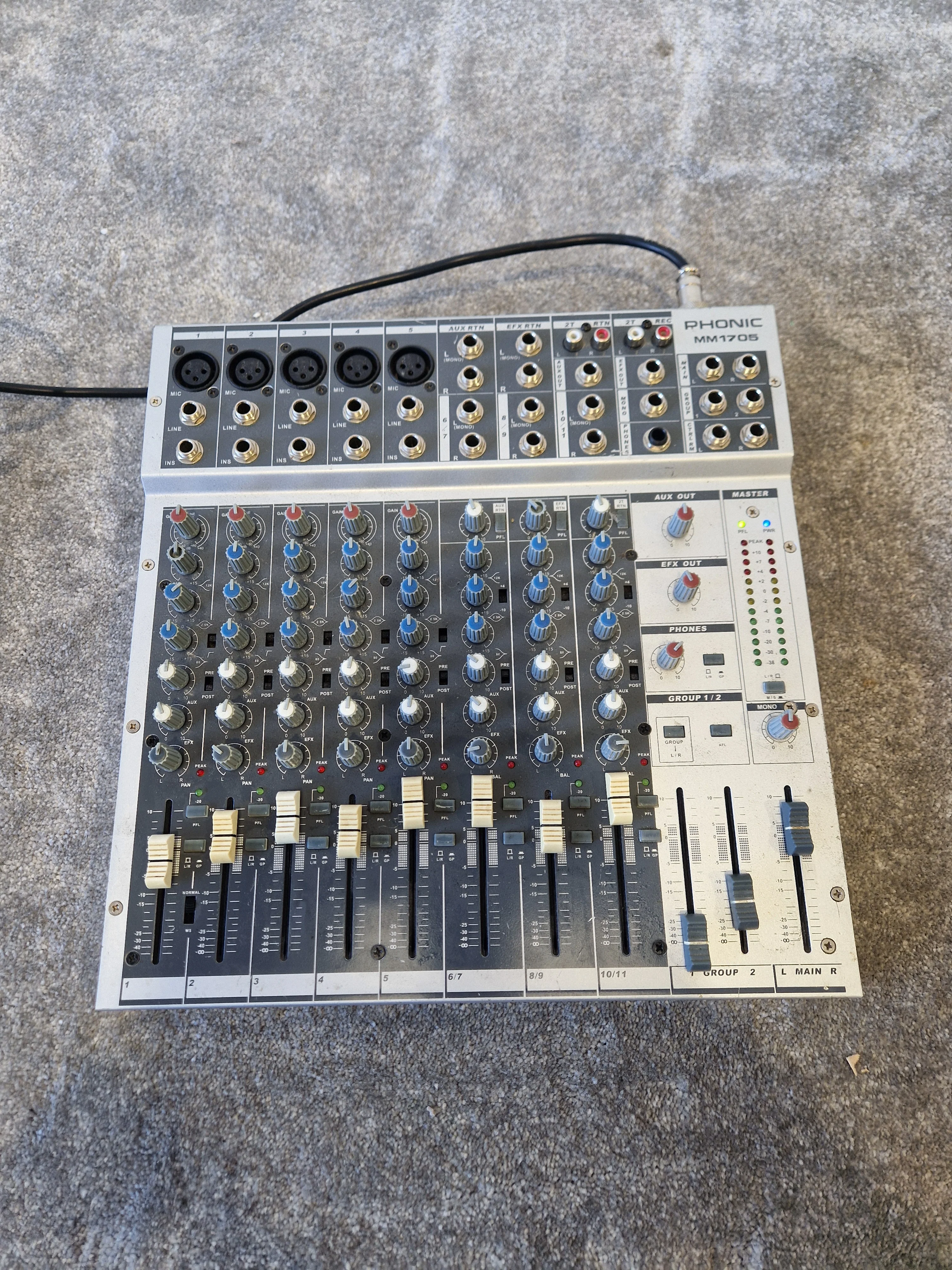 Phonic MM1705 Mixer - 8-Channel Compact Design - Good w/ Power Supply - Image 6