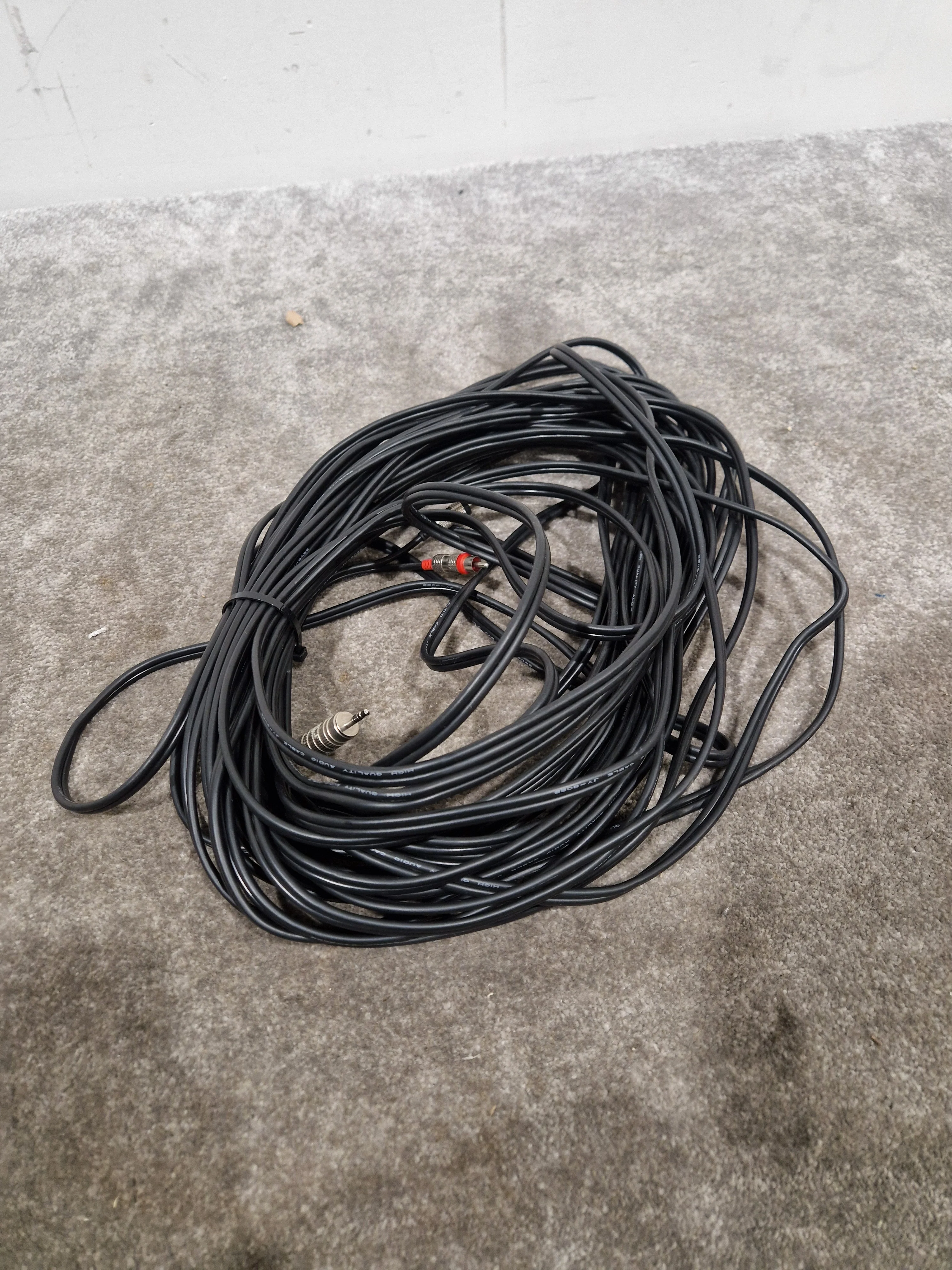 Dual RCA Phono TO 3.5mm Stereo Jack Cable 100FT - High-Quality Audio - Excellent - Image 10