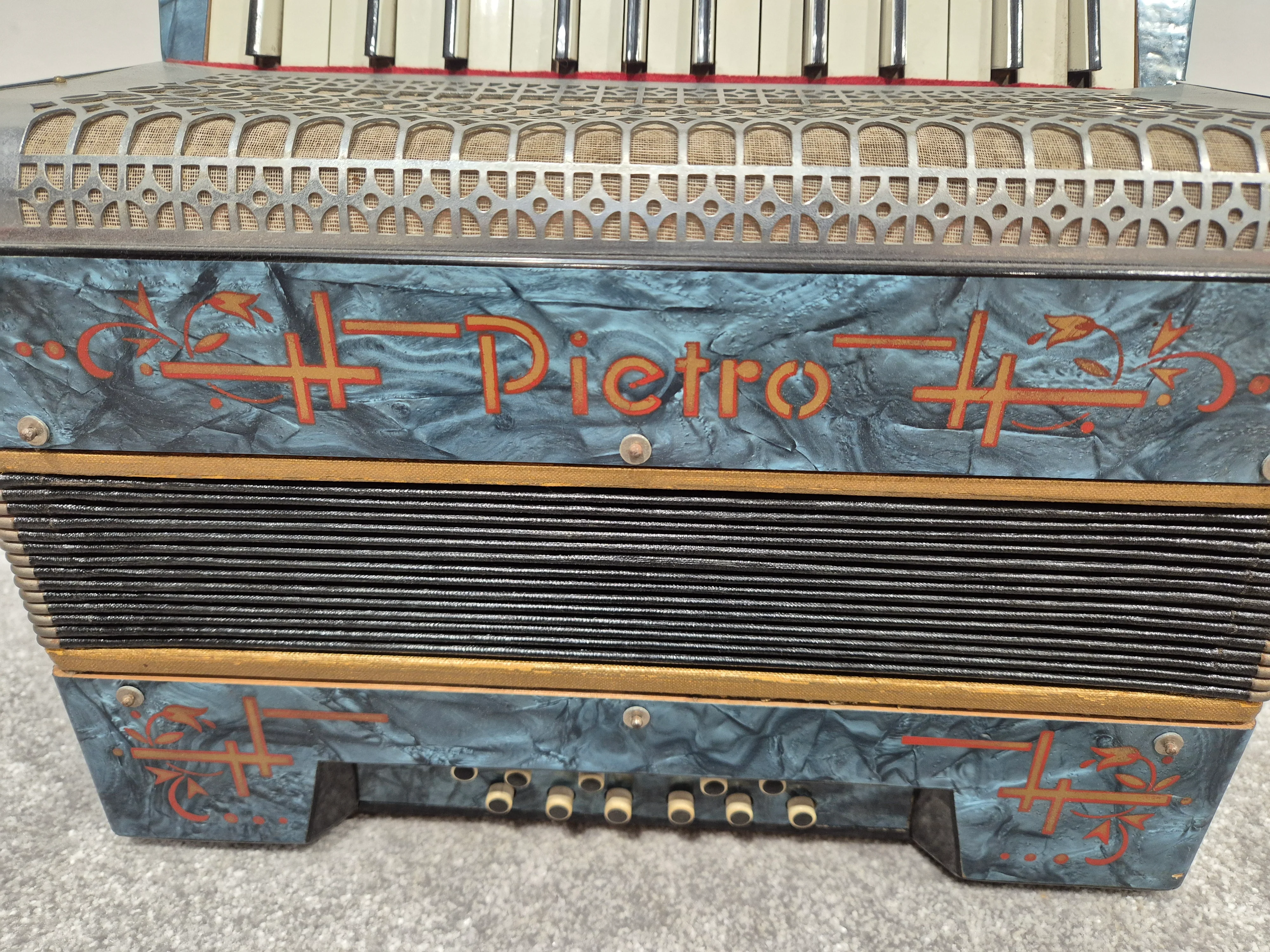 Pietro Accordion - Blue w/ HardCase - Image 2