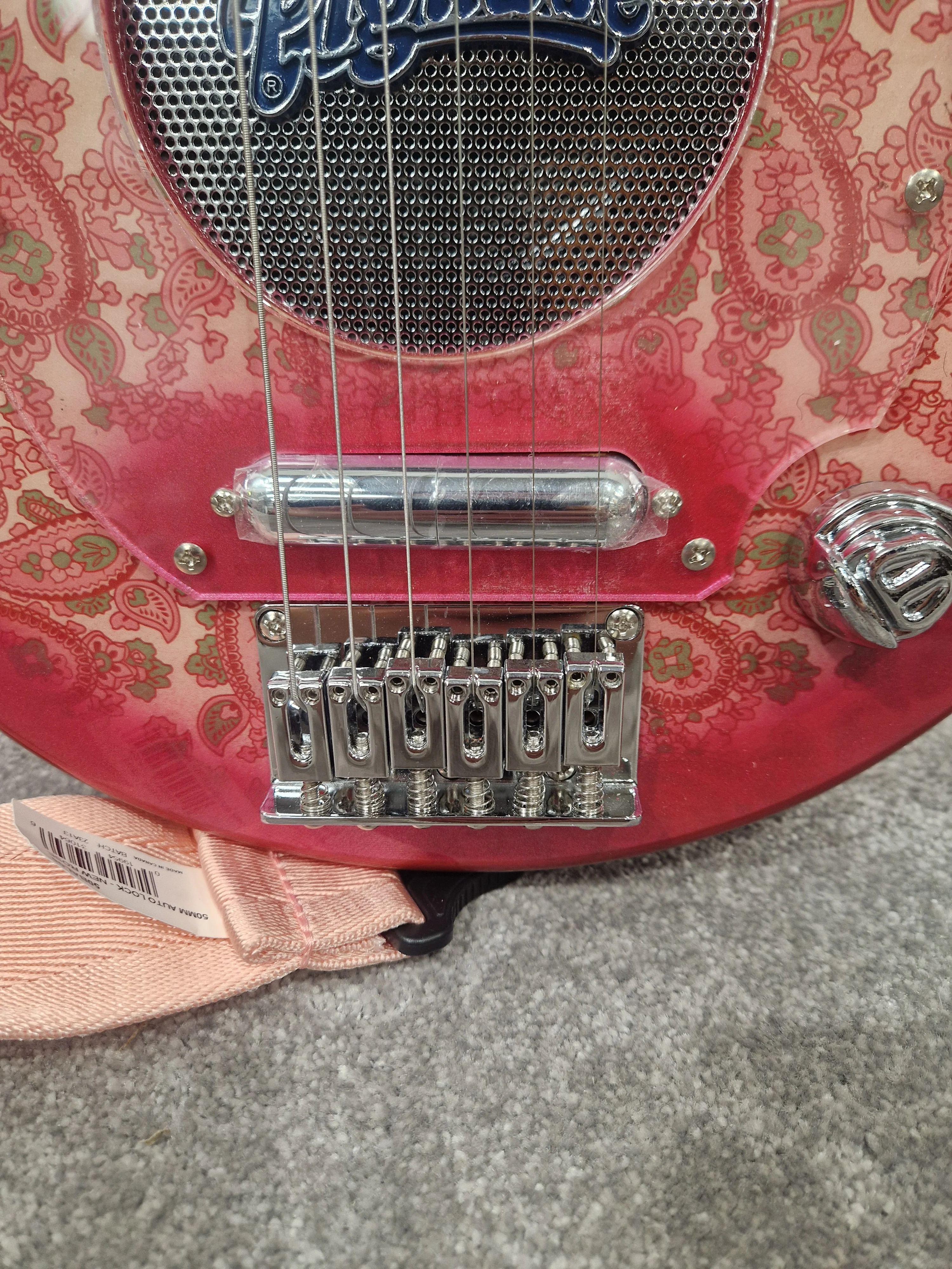 Pignose Electric Travel Guitar - Compact Design, Solid Tone - Excellent w/ Soft Case & Pink Guitar strap - Image 11