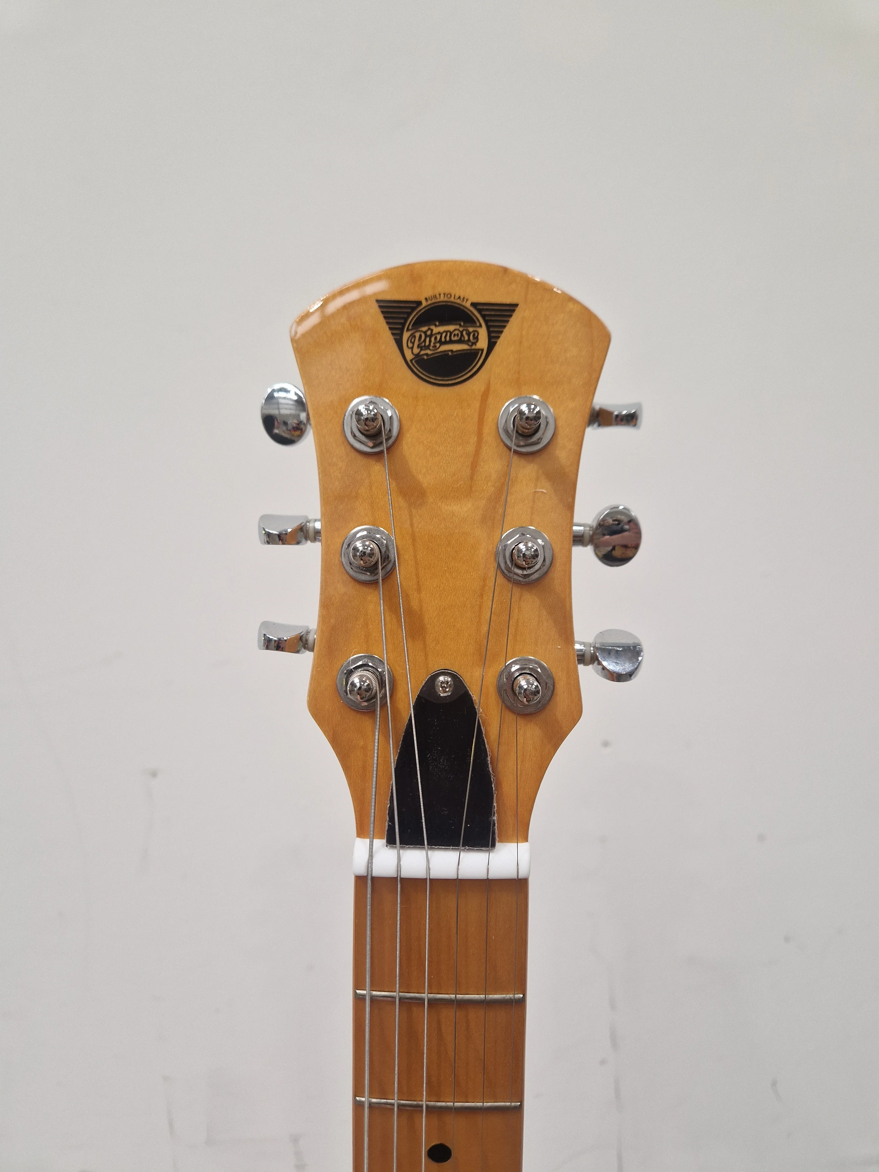 Pignose Electric Travel Guitar - Compact Design, Solid Tone - Excellent w/ Soft Case & Pink Guitar strap - Image 2