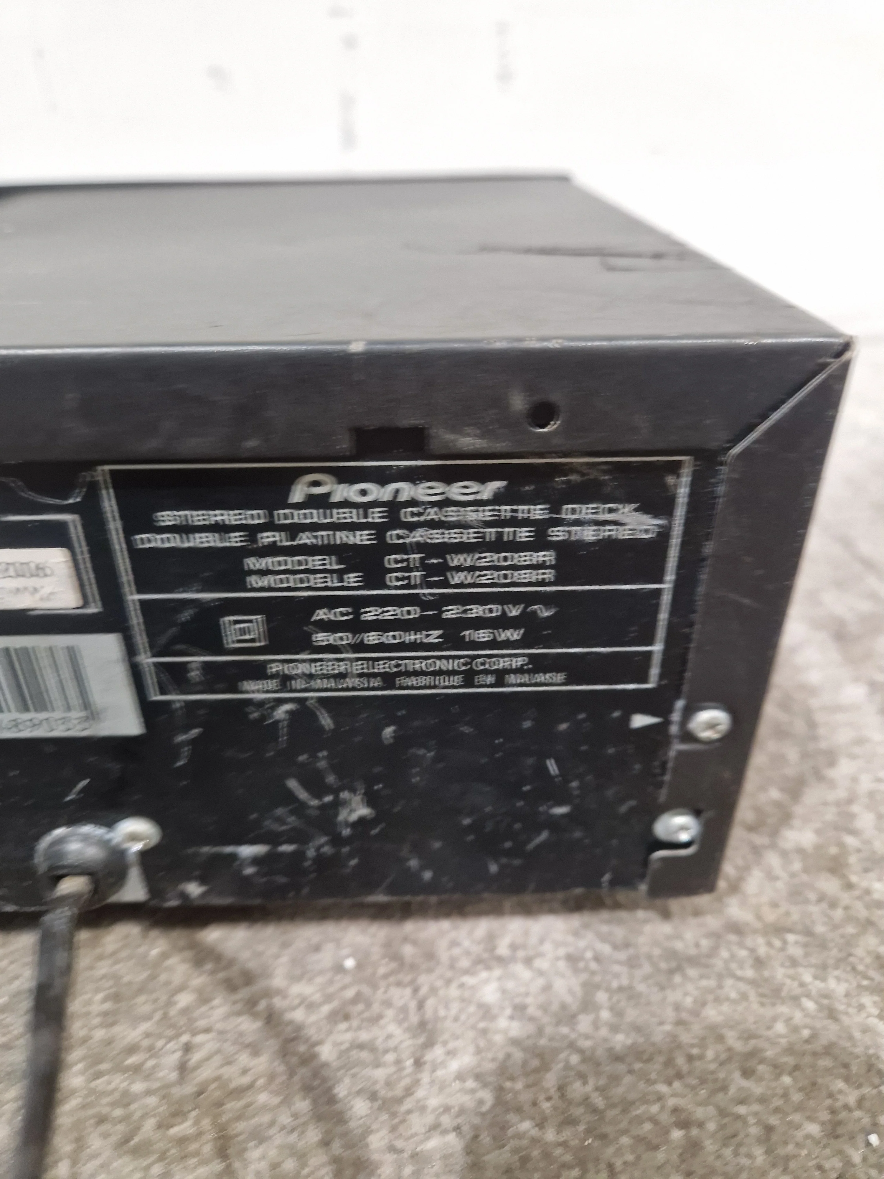 Pioneer CT-W208R - Stereo Double Cassette Deck - Black - Spares or Repair w/ Cables - Image 5