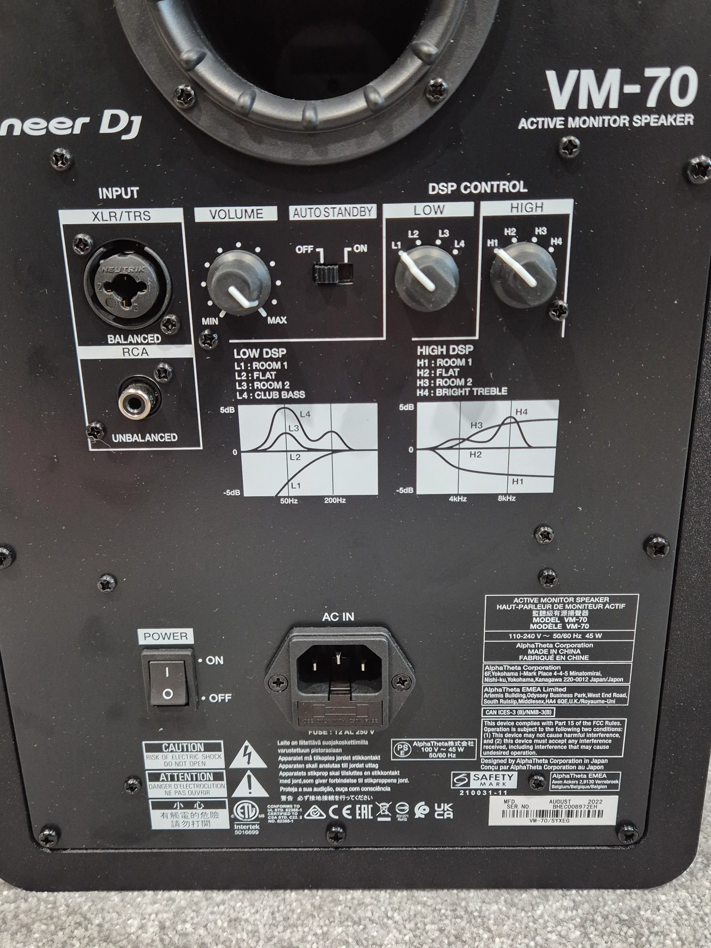 Pioneer DJ VM-70 - Bi-amp 2-way Active Speaker w/ Original Box - Image 5