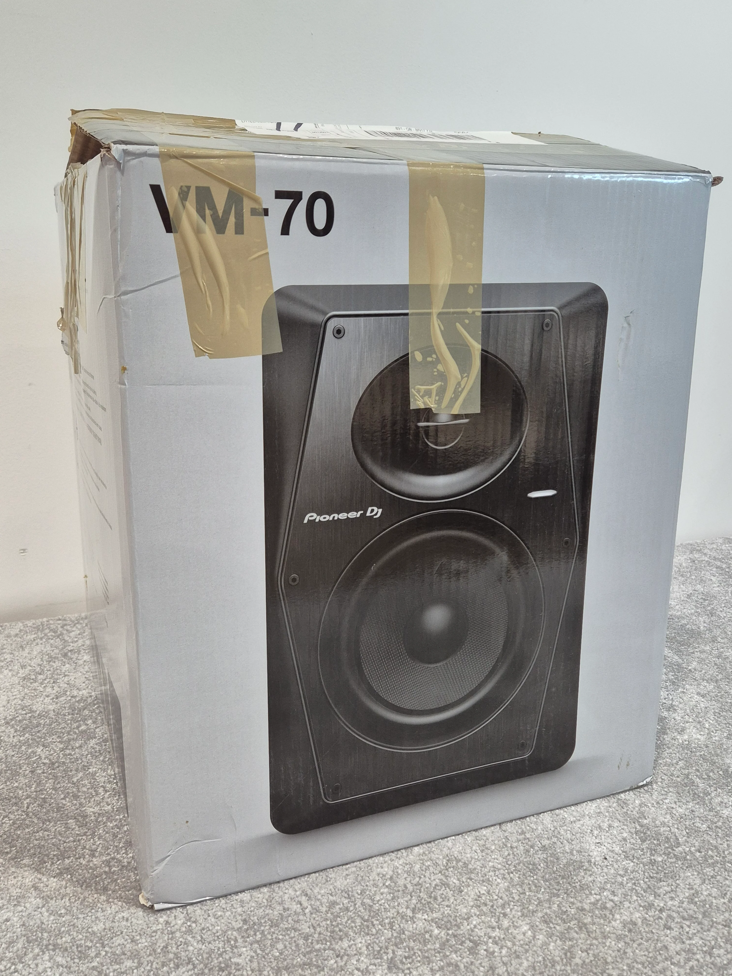Pioneer DJ VM-70 - Bi-amp 2-way Active Speaker w/ Original Box - Image 9
