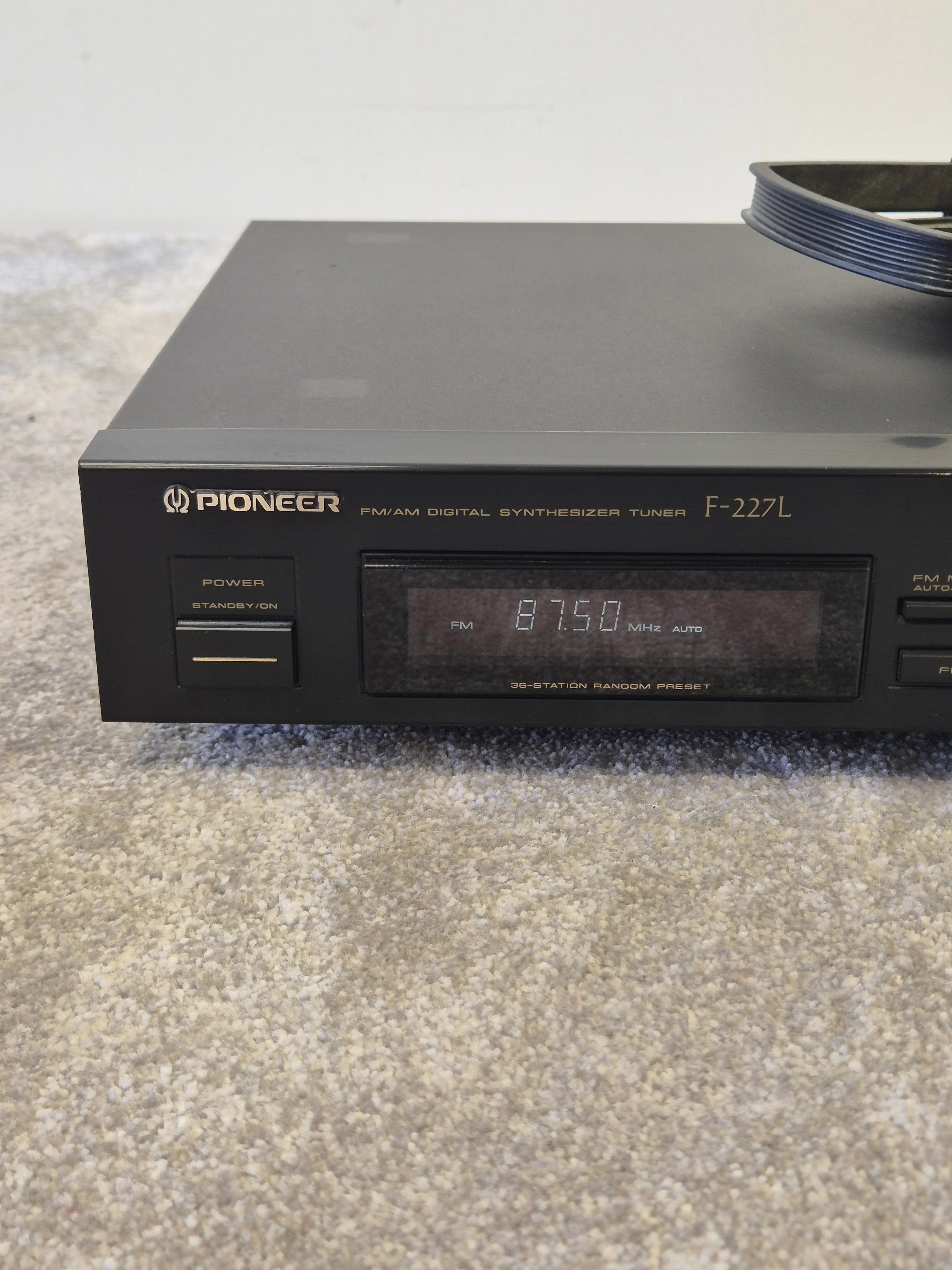 Pioneer F-227L - Digital FM/AM Tuner - Vintage Hi-Fi Stereo Component - Good - Image 5