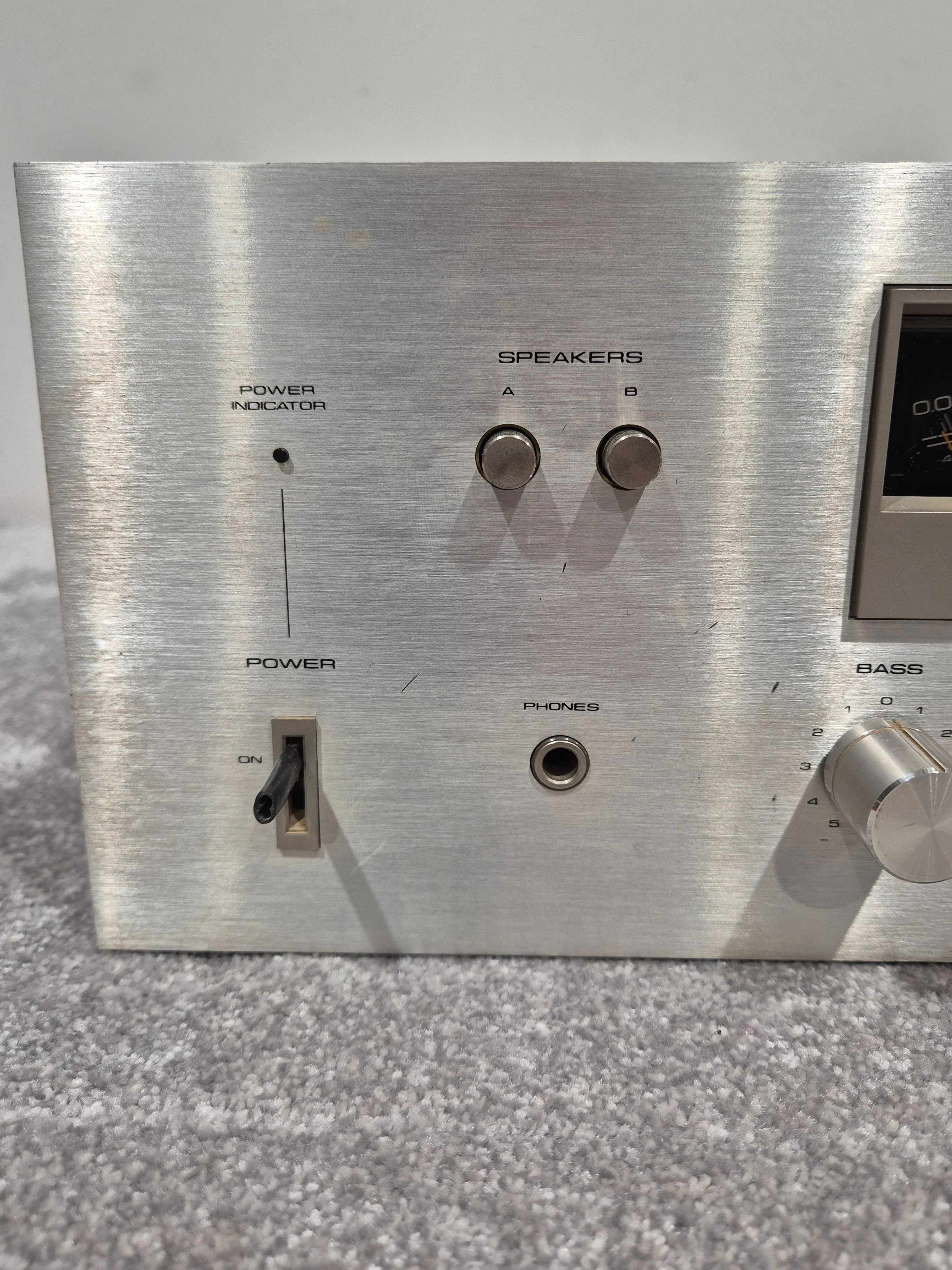 Pioneer SA-506 - 25-watts Per Channel - Stereo Integrated Amplifier - Image 3