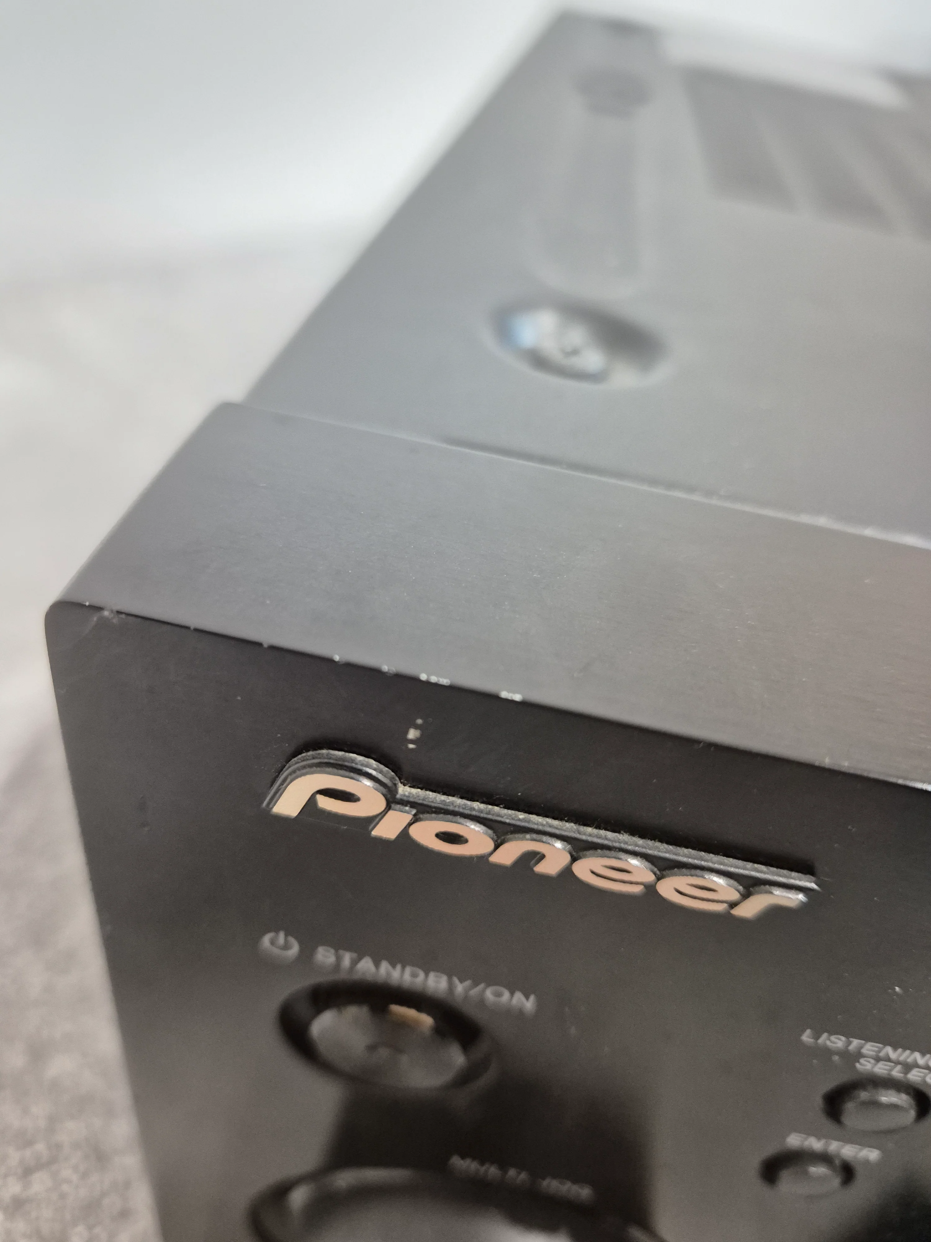 Pioneer VSX 1015 - 7.1 Channel Receiver - 120 Watts per Channel - Image 11