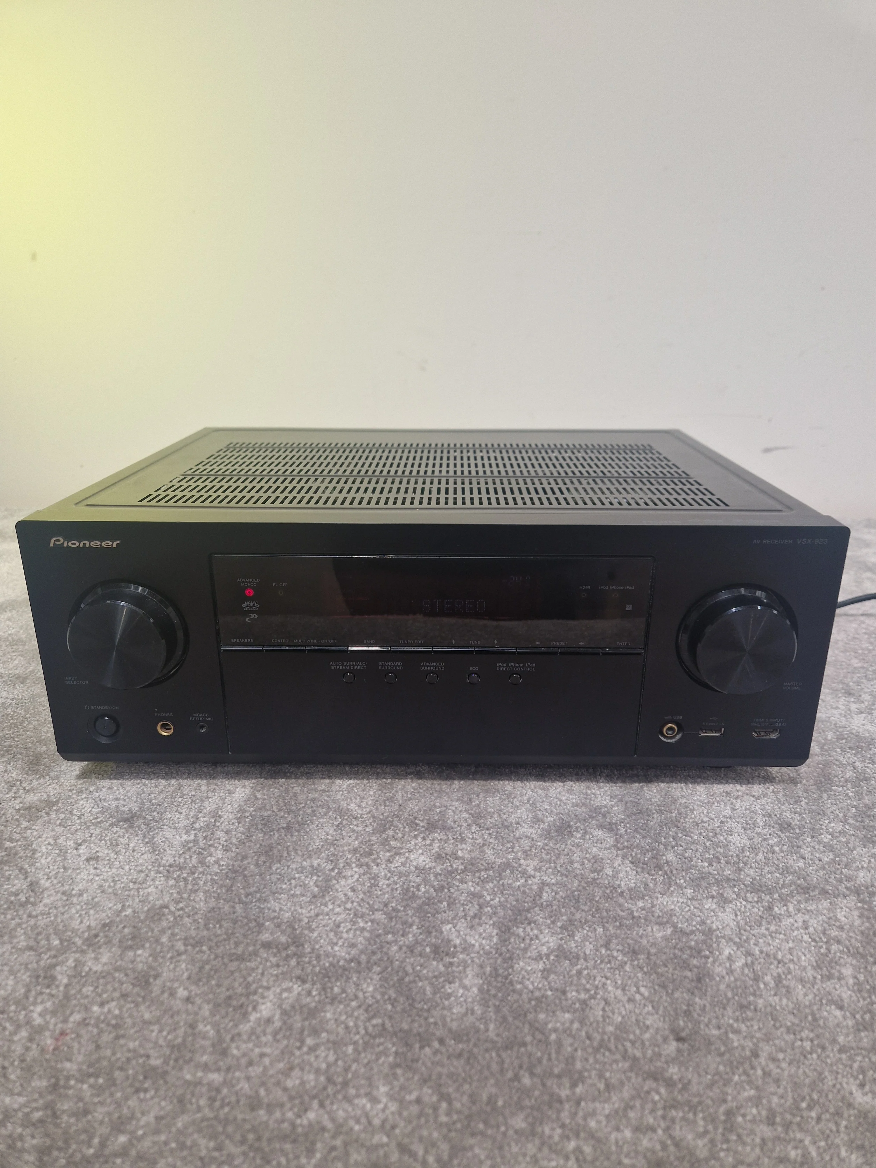 Pioneer VSX-923 7.2 Channel AV Receiver – 150W Amplifier - Very Good w/ Remote - Image 2