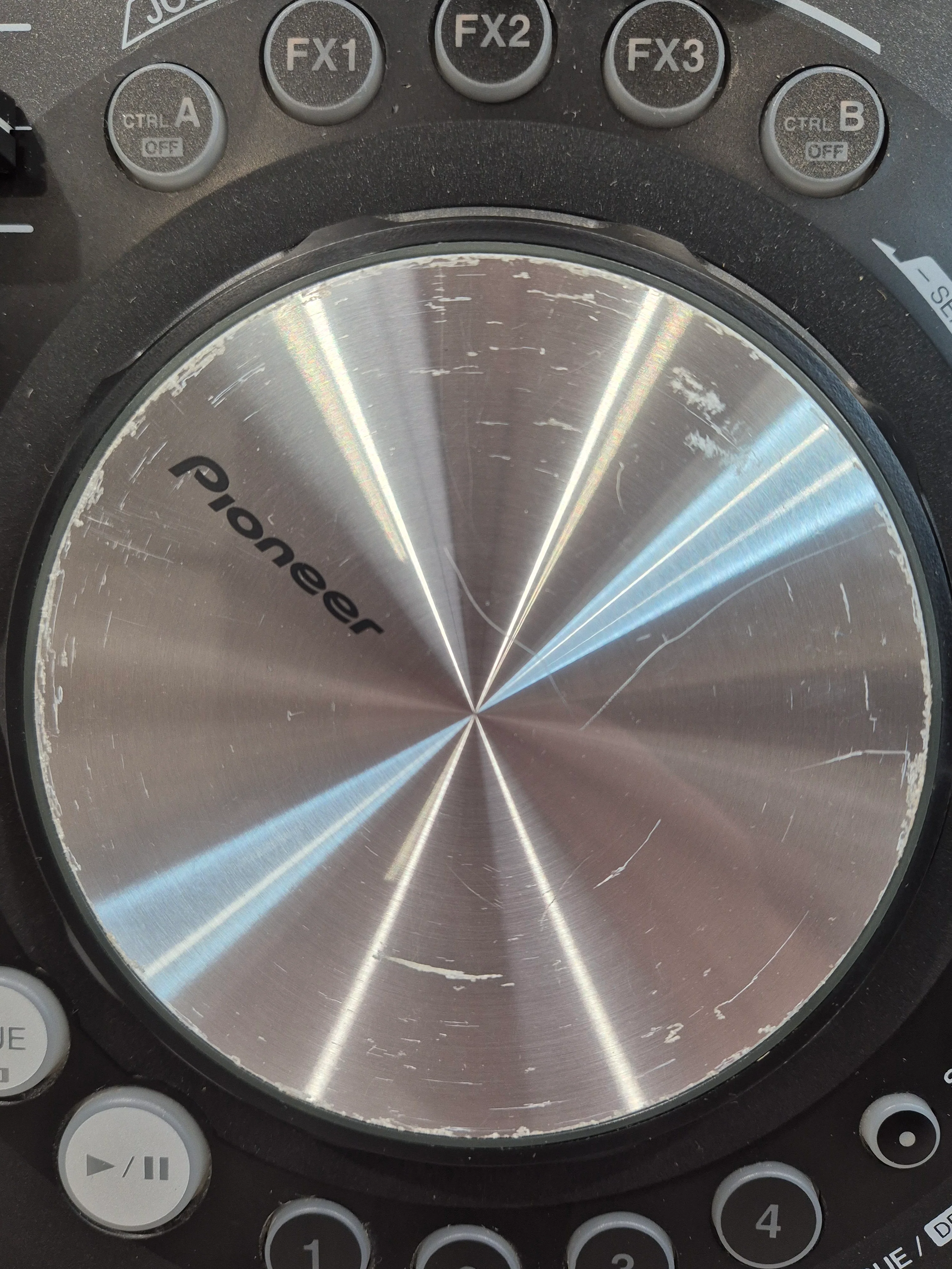 Pioneer DDJ-WeGO - Compact and Portable DJ Controller - Image 4