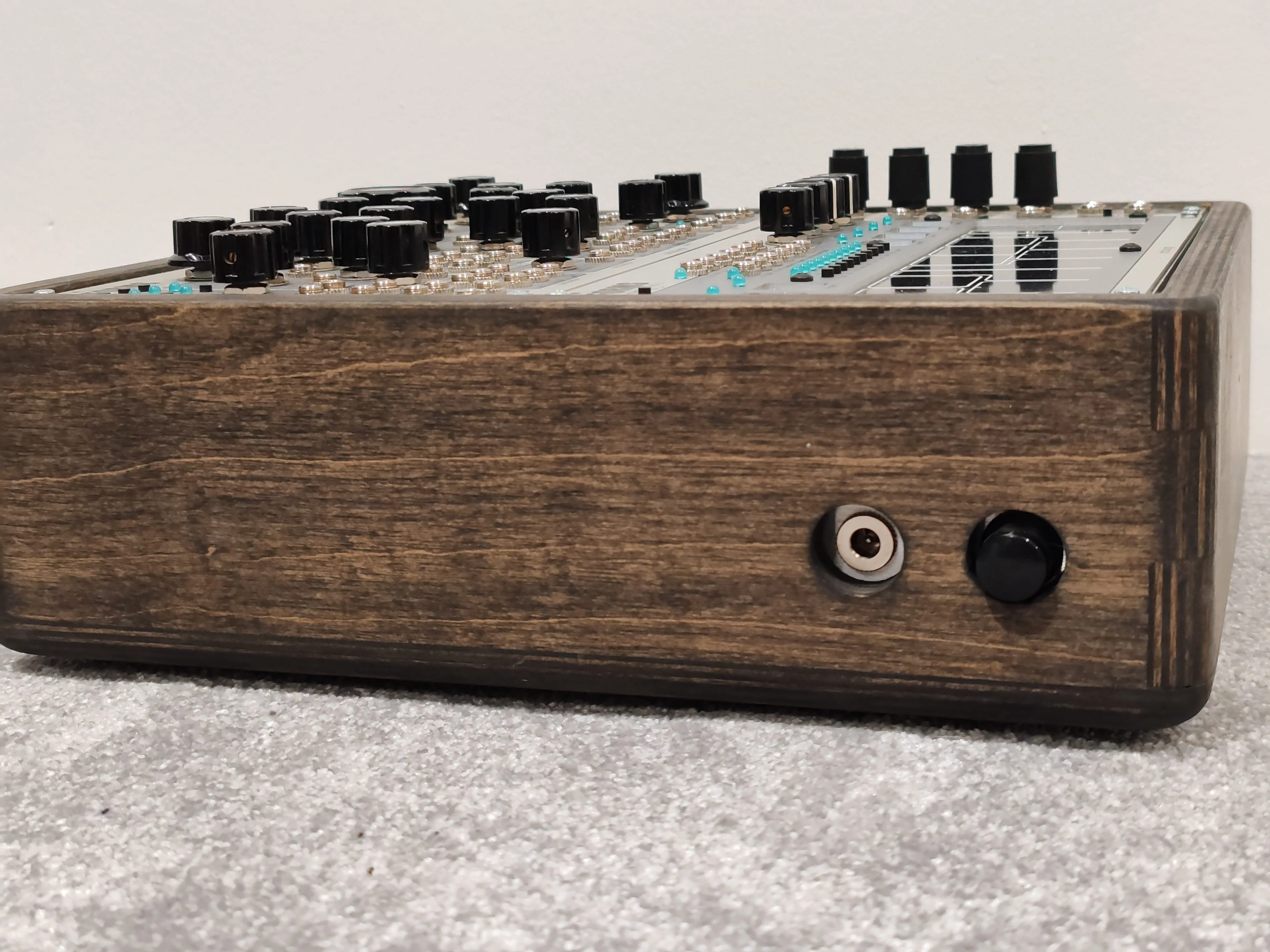 Pittsburgh Modular Lifeforms PX Deal Saturday Delivery - Image 7
