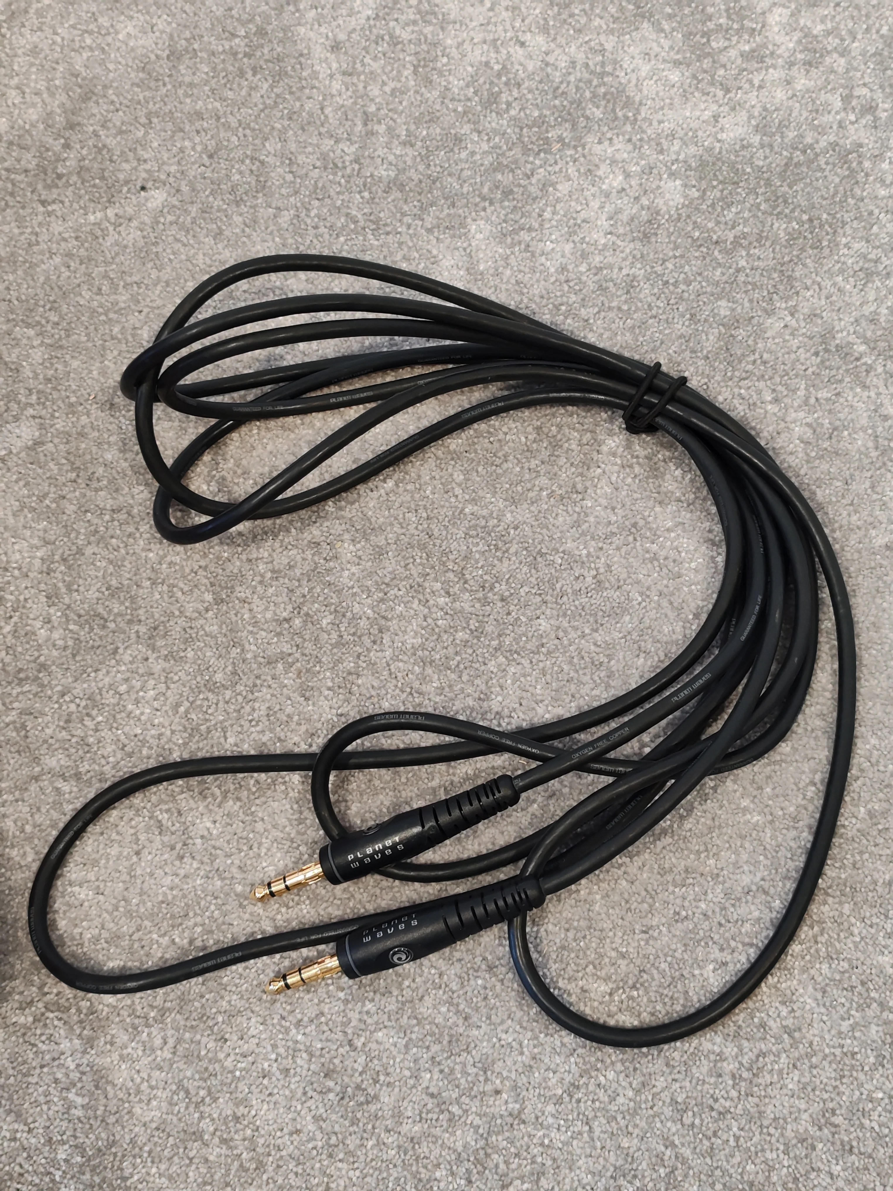 Planet Waves 1/4" TRS Stereo to 1/4" Stereo Audio Cable - 5m - Image 3