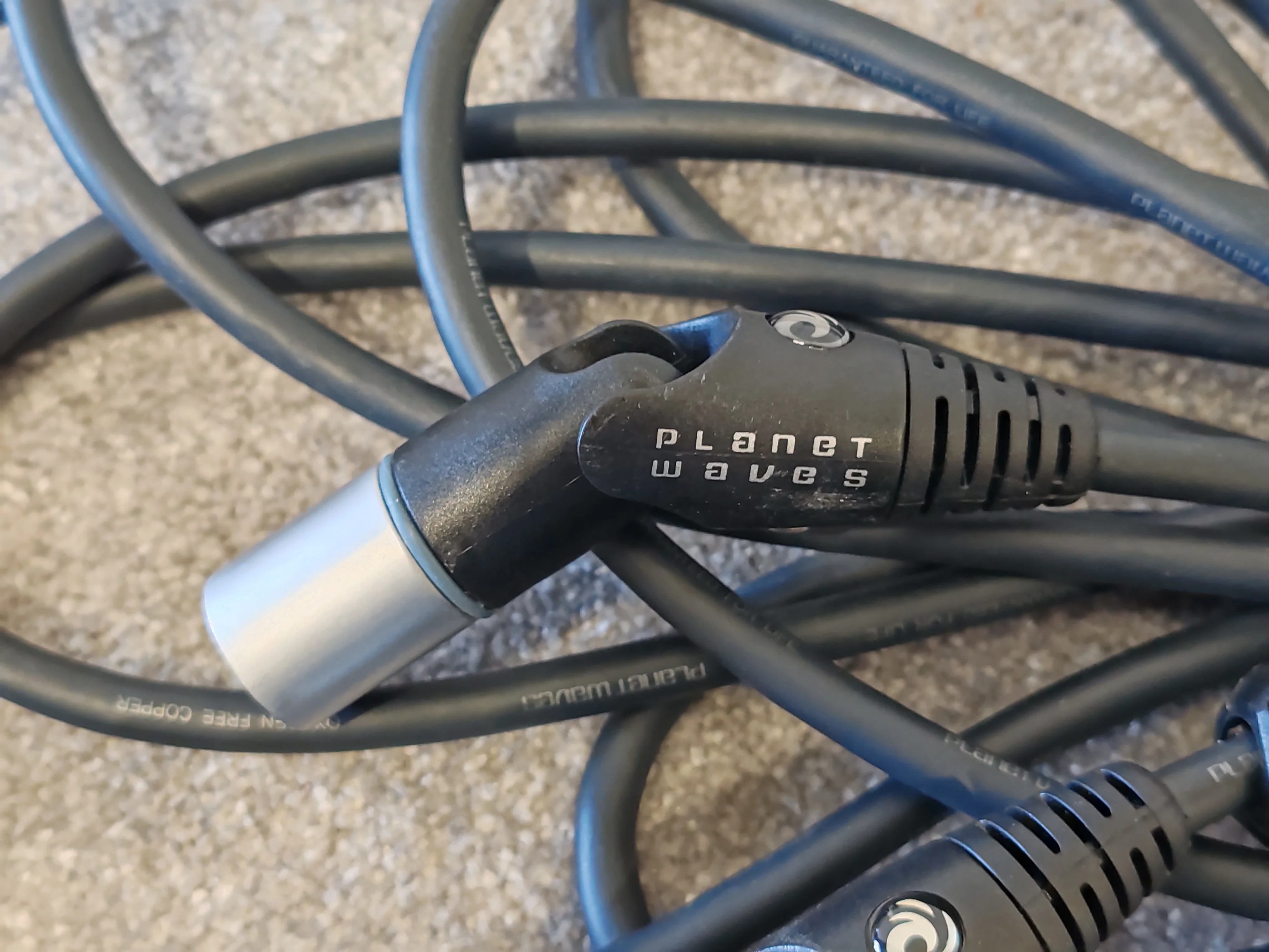 Planet Waves Hinged Swivel 7.5m (25feet) XLR Cable Male to Female - Image 5