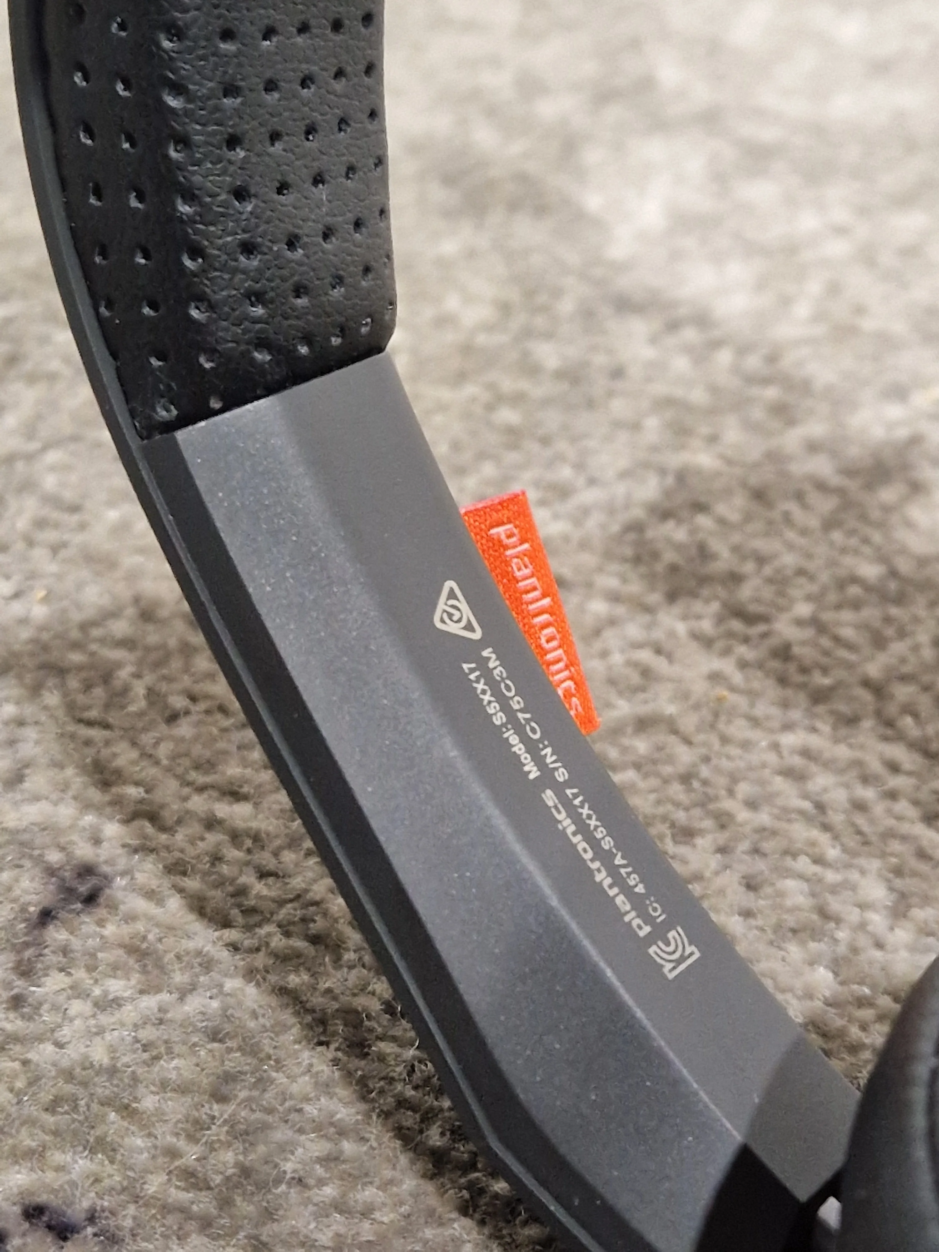 Plantronics Backbeat 500 Headphones - Wireless Bluetooth - Excellent w/ Soft Case - Image 7