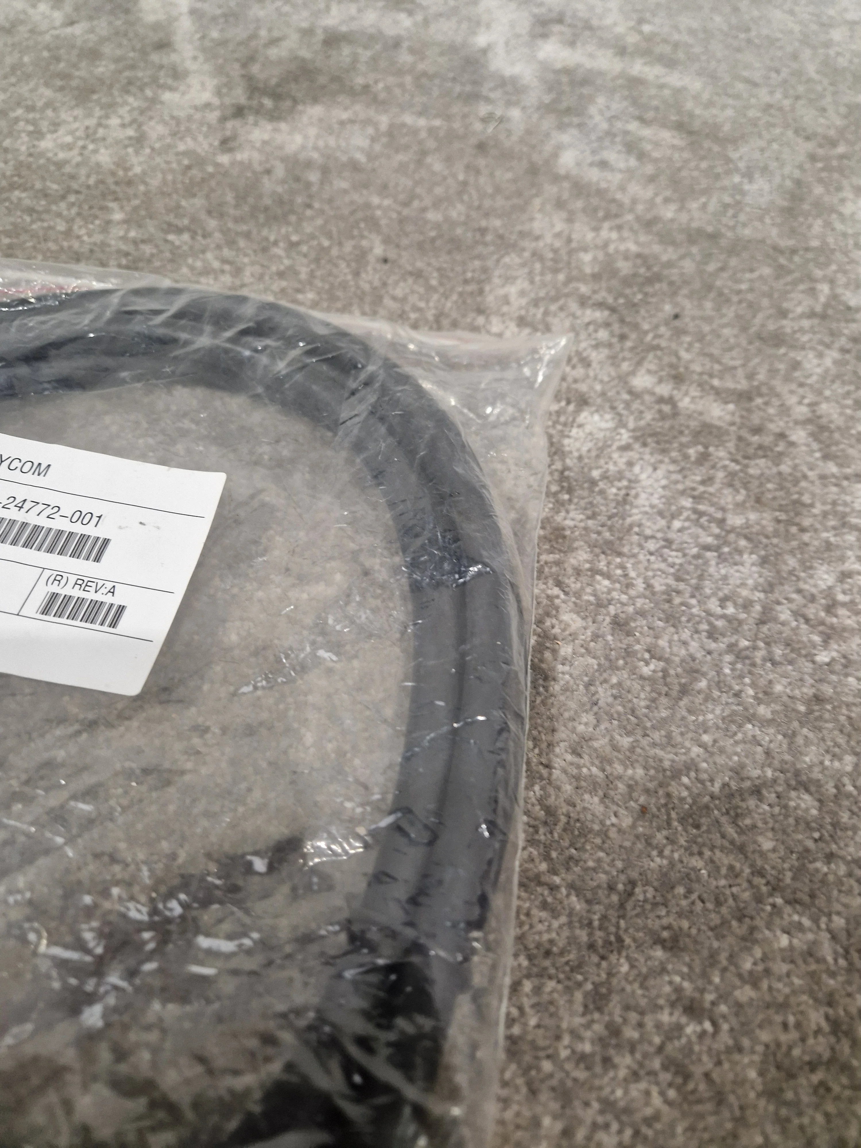 Polycom CBL-DVI Plus 2 RCA TO-5 RCA-3M - High-Quality Audio Cable - Excellent - Image 3
