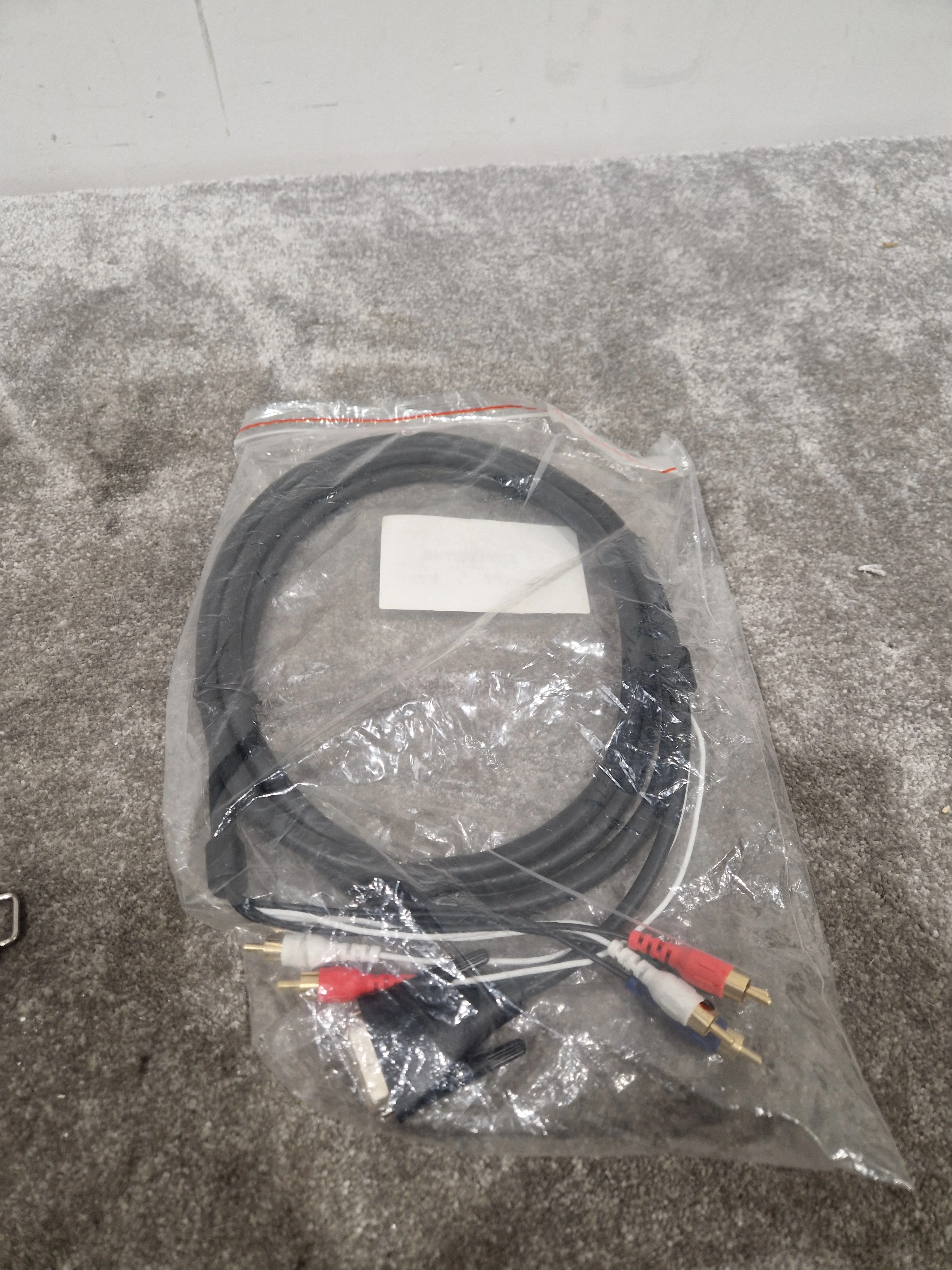 Polycom CBL-DVI Plus 2 RCA TO-5 RCA-3M - High-Quality Audio Cable - Excellent - Image 5