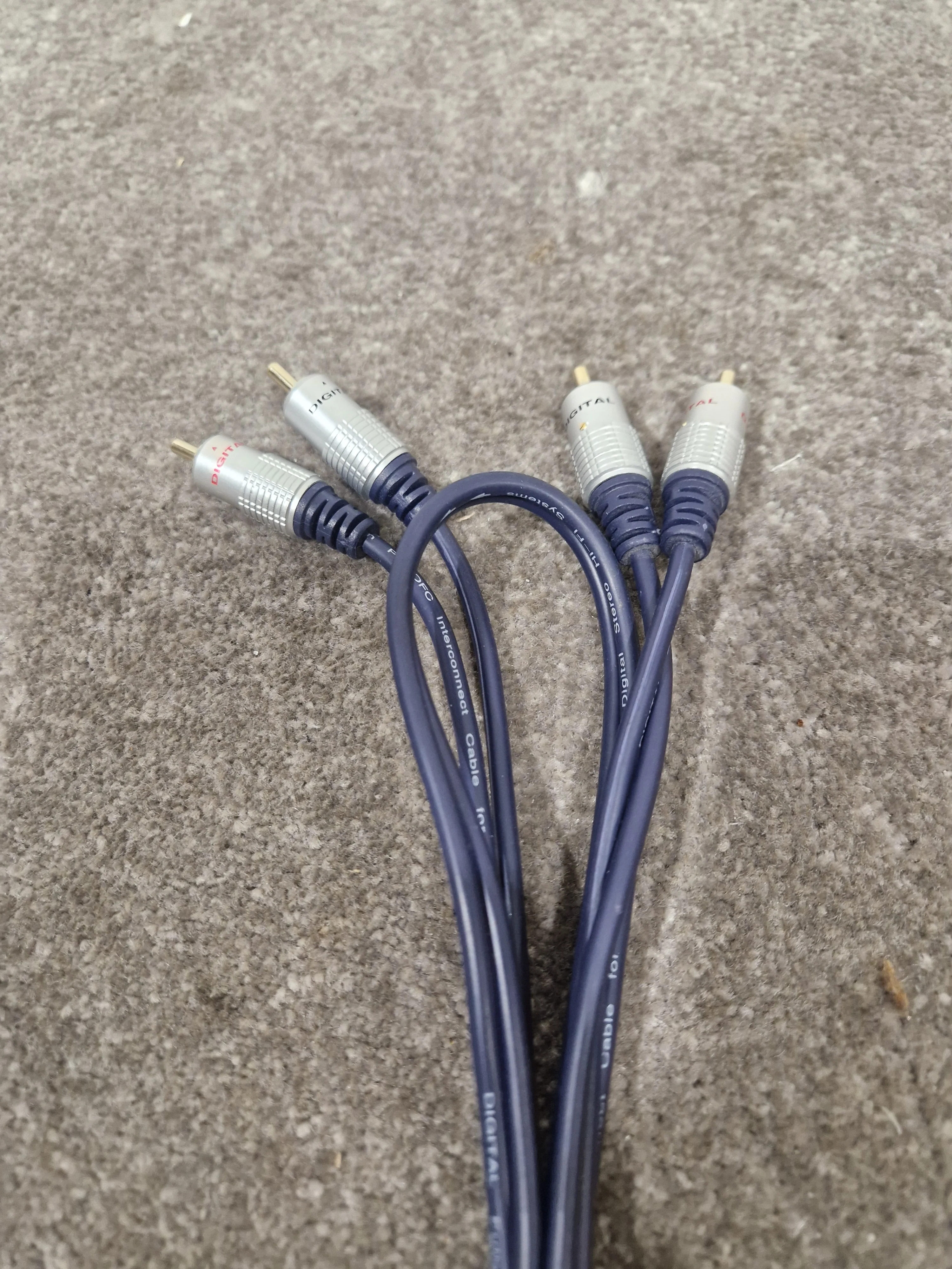 High Quality Dark Blue RCA Cable 2FT - Premium Audio Signal - Excellent - Image 5