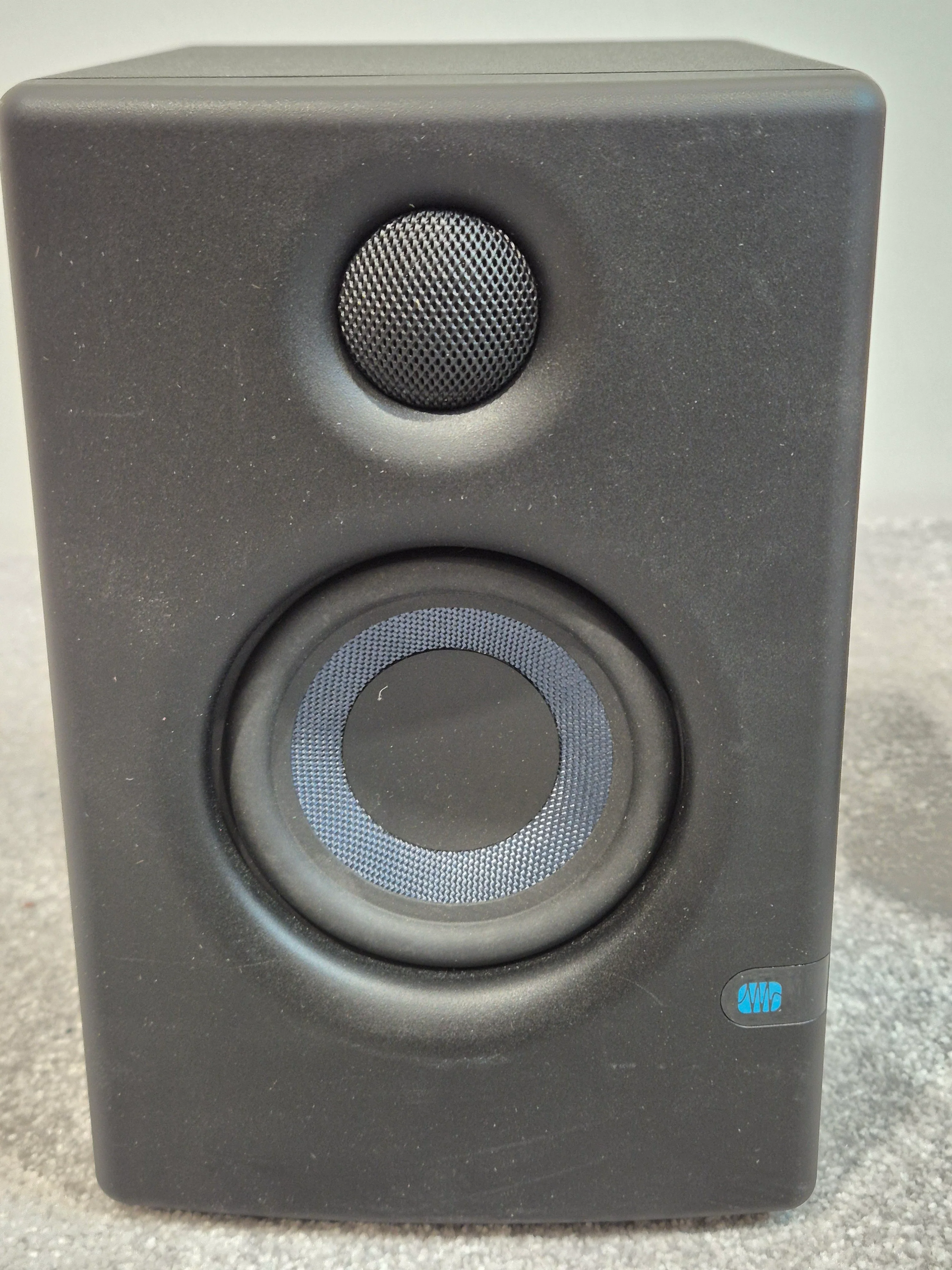 Presonus Eris 3.5 Studio Monitors - 3.5-inch Woofer, 1-inch Silk-Dome Tweeter - Excellent - Image 2