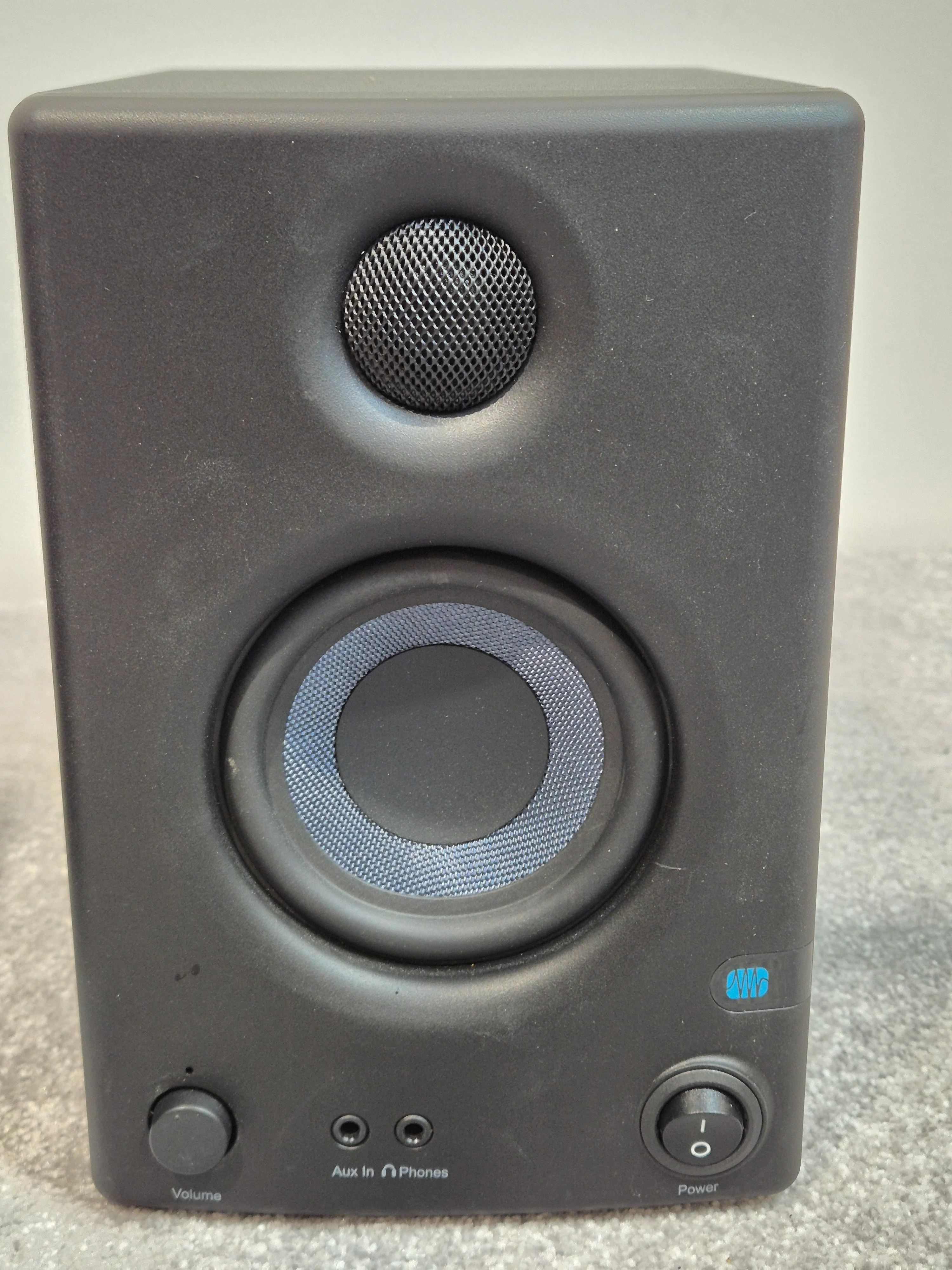 Presonus Eris 3.5 Studio Monitors - 3.5-inch Woofer, 1-inch Silk-Dome Tweeter - Excellent - Image 4